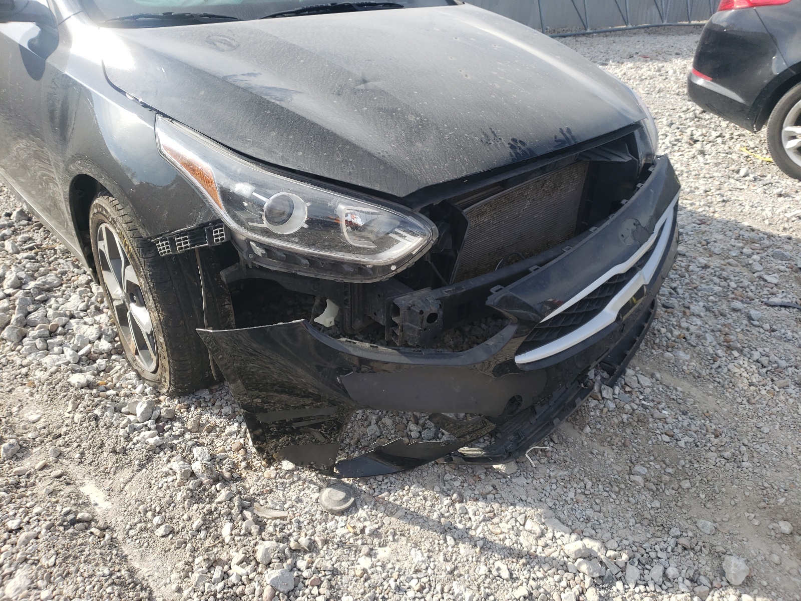 Photo 9 from auction – 2019 KIA FORTE FE with VIN 3KPF24AD8KE076881