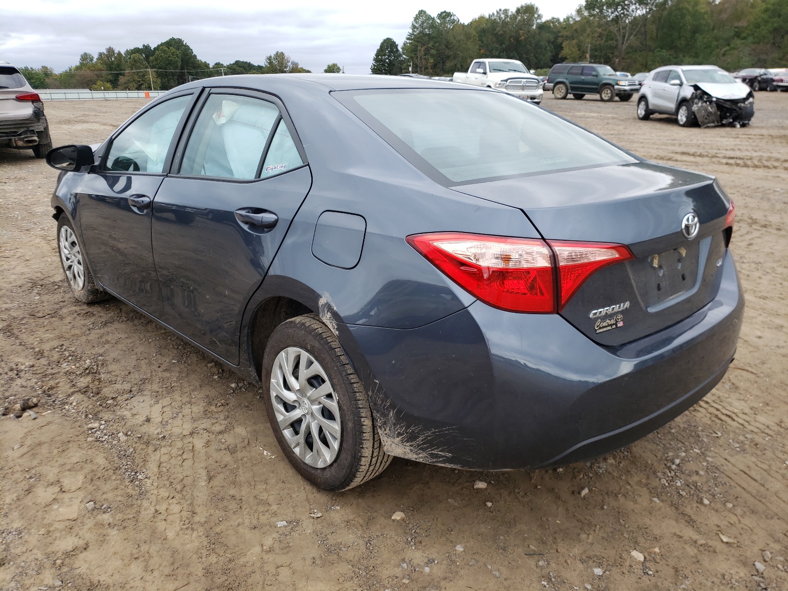 Zdjęcie 3 z aukcji – 2019 TOYOTA COROLLA L z VIN 2T1BURHE6KC242592