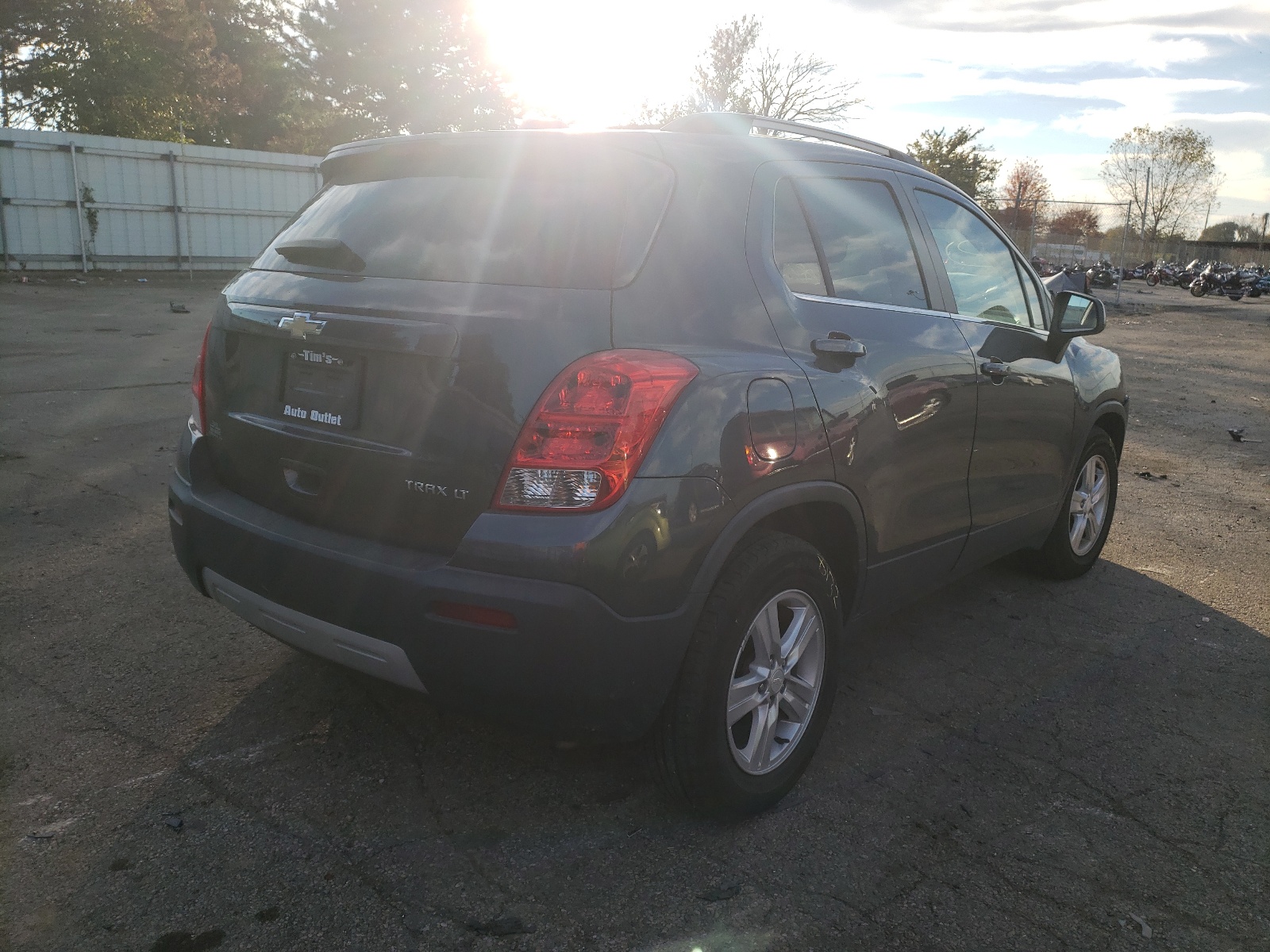 Фото 4 с аукциона – 2016 CHEVROLET TRAX 1LT с VIN 3GNCJLSB4GL254566