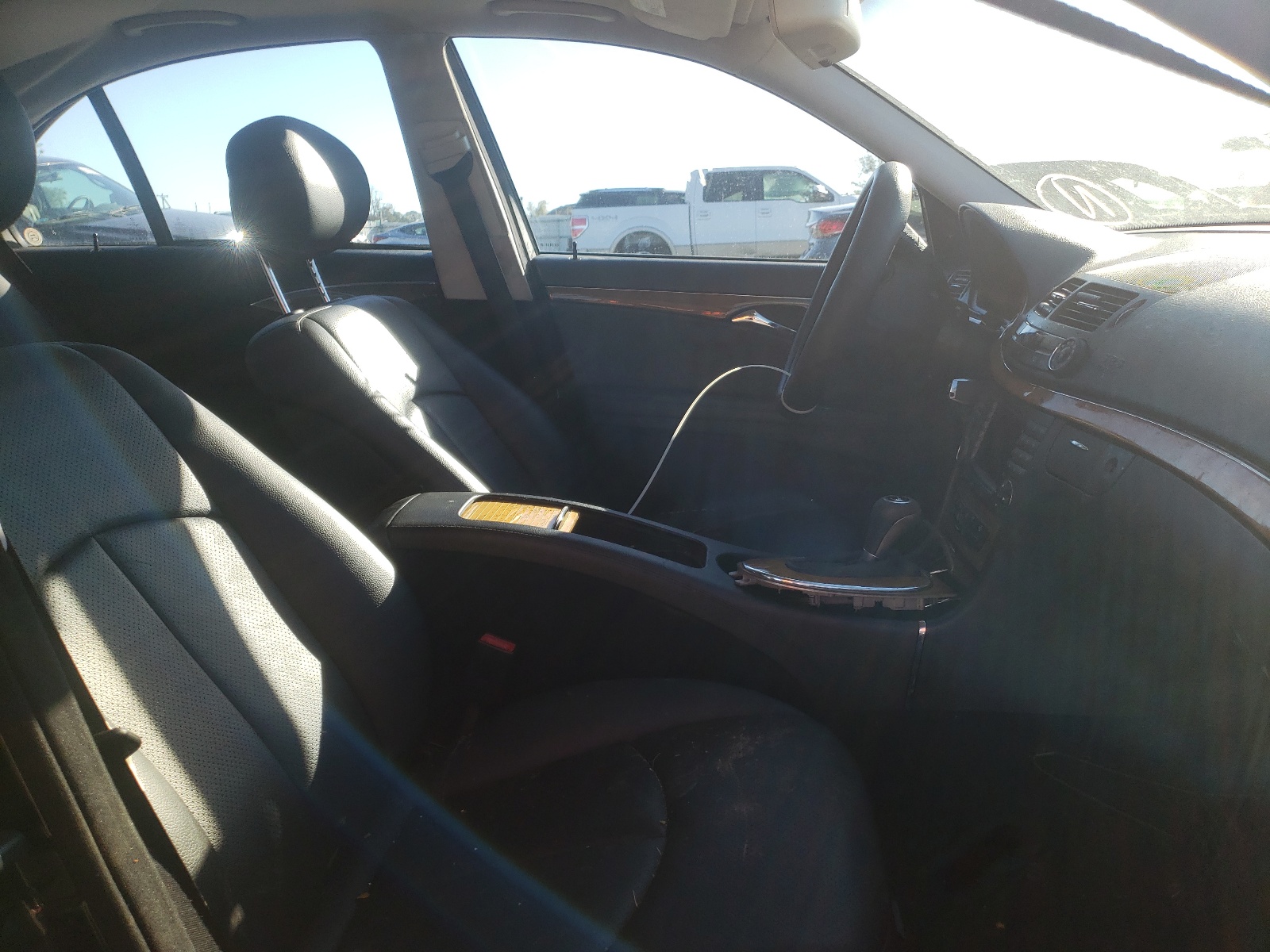 Photo 5 from auction – 2007 MERCEDES-BENZ E 350 with VIN WDBUF56X47B059034