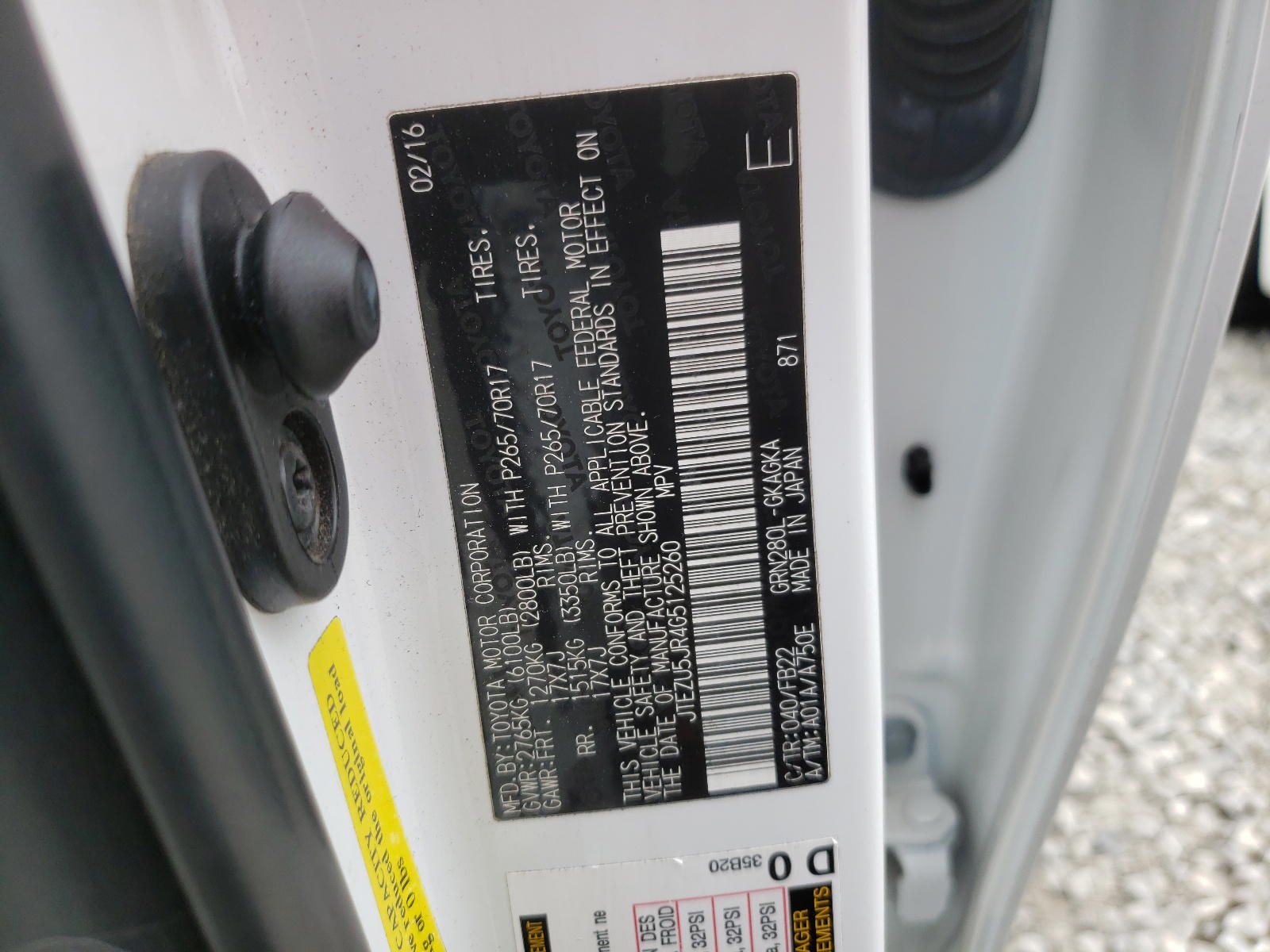 Photo 10 from auction – 2016 TOYOTA 4RUNNER SR with VIN JTEZU5JR4G5125260