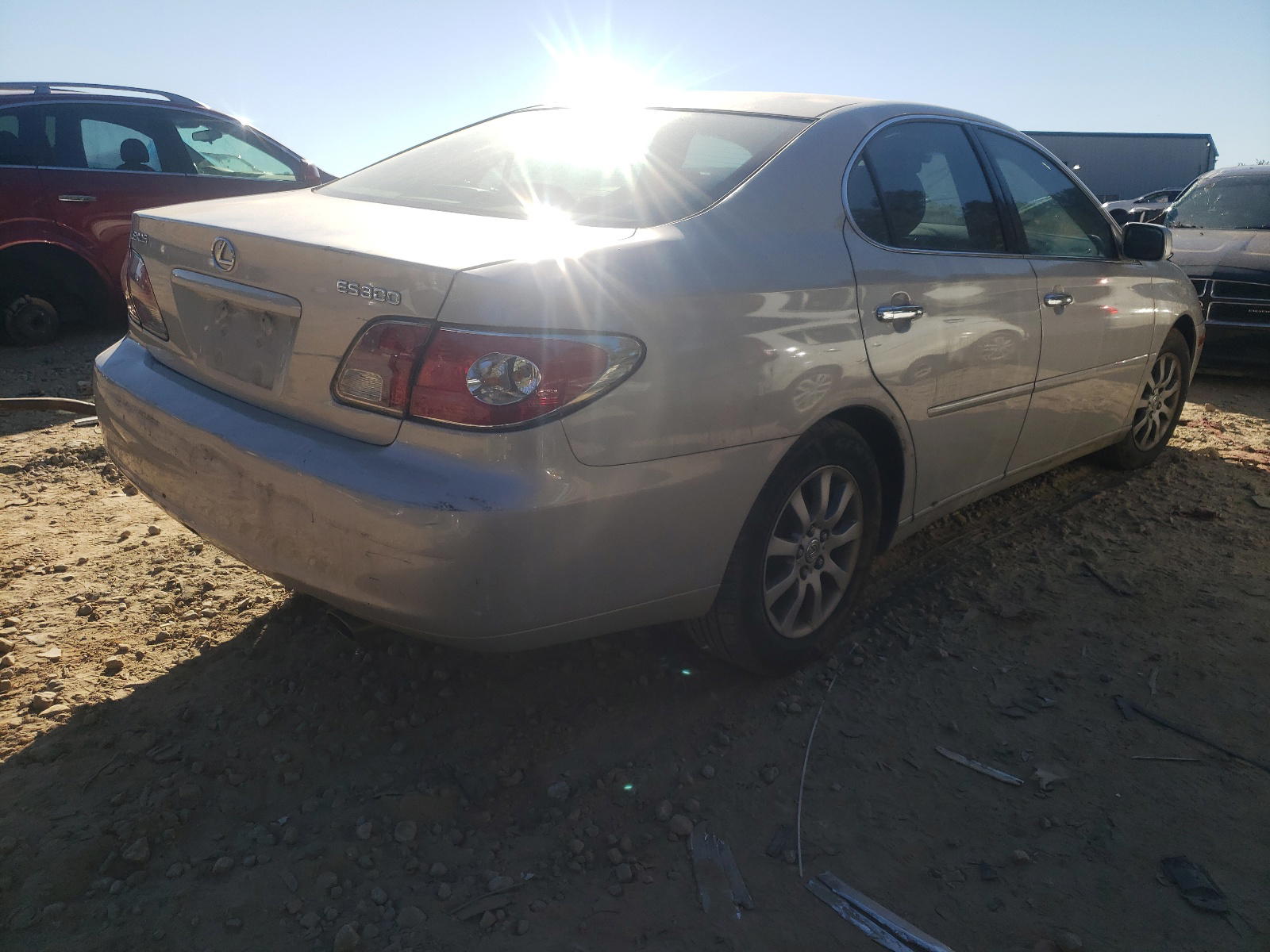 Photo 4 from auction – 2003 LEXUS ES 300 with VIN JTHBF30G530099472