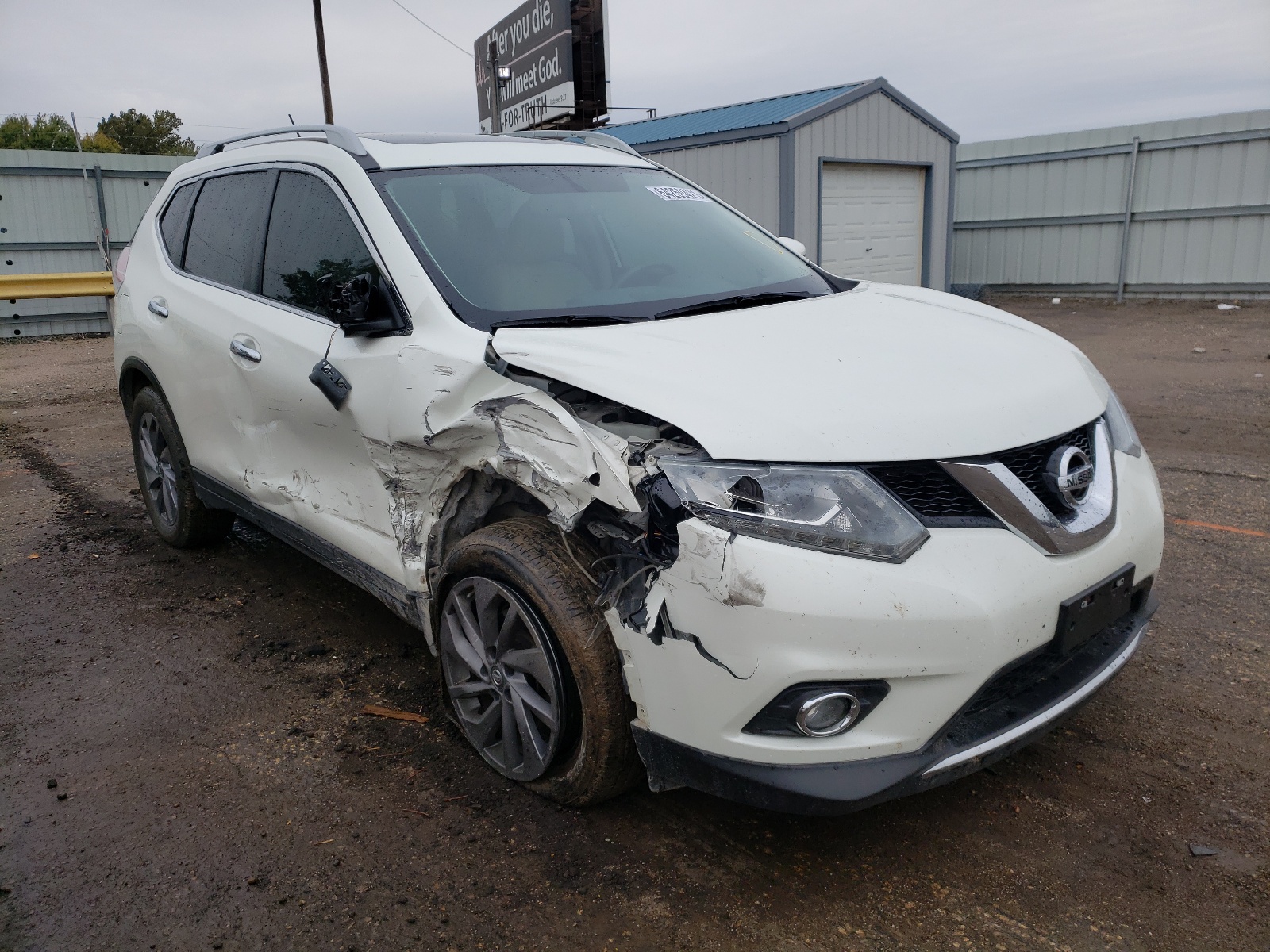 NISSAN ROGUE S 2016 with VIN 5N1AT2MV7GC733146 - Photo from auction