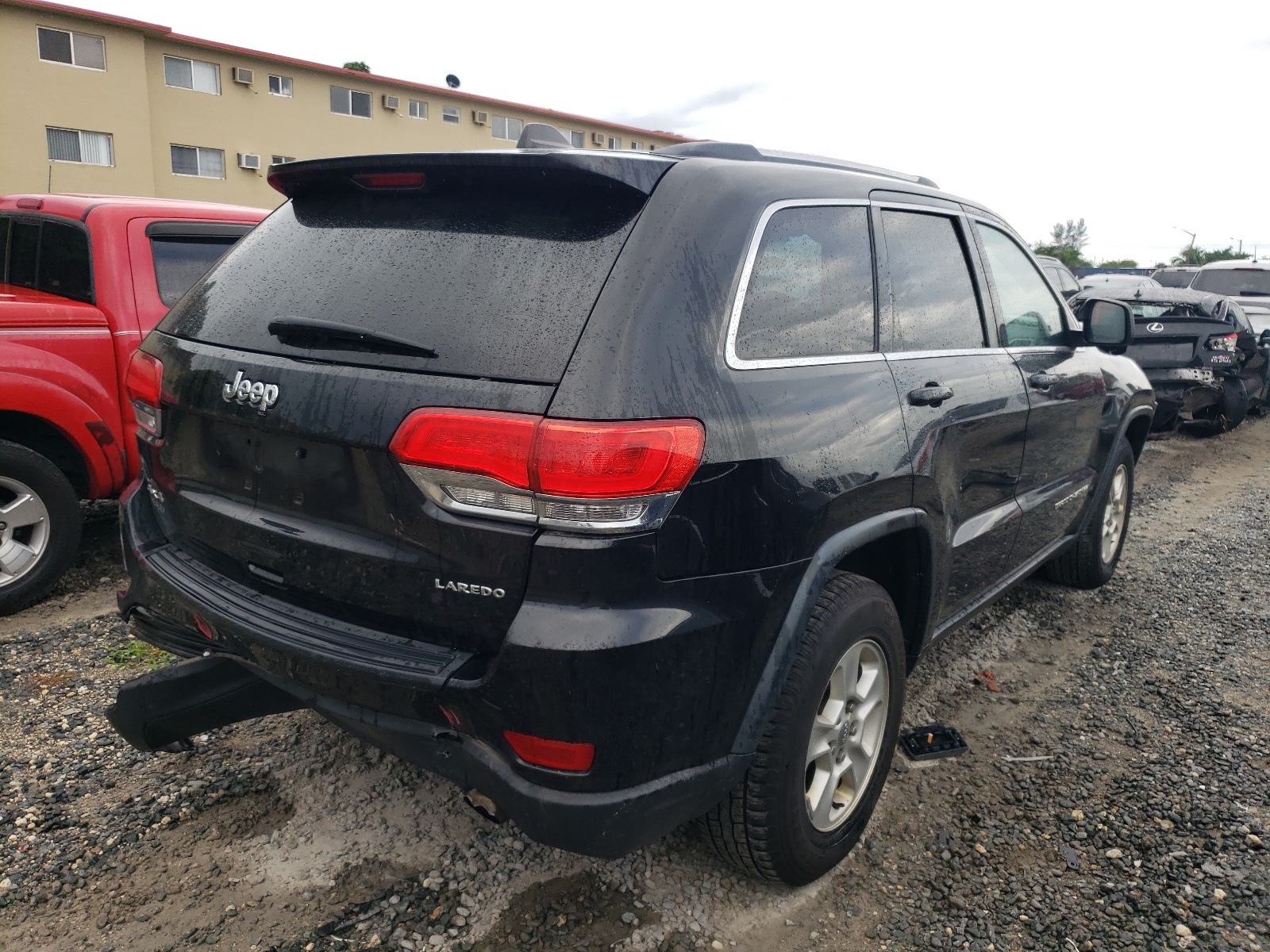 Photo 4 from auction – 2015 JEEP GRAND CHER with VIN 1C4RJFAG4FC822133
