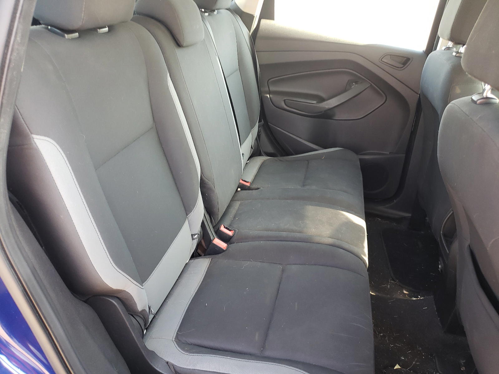 Photo 6 from auction – 2013 FORD ESCAPE S with VIN 1FMCU0F74DUC91120