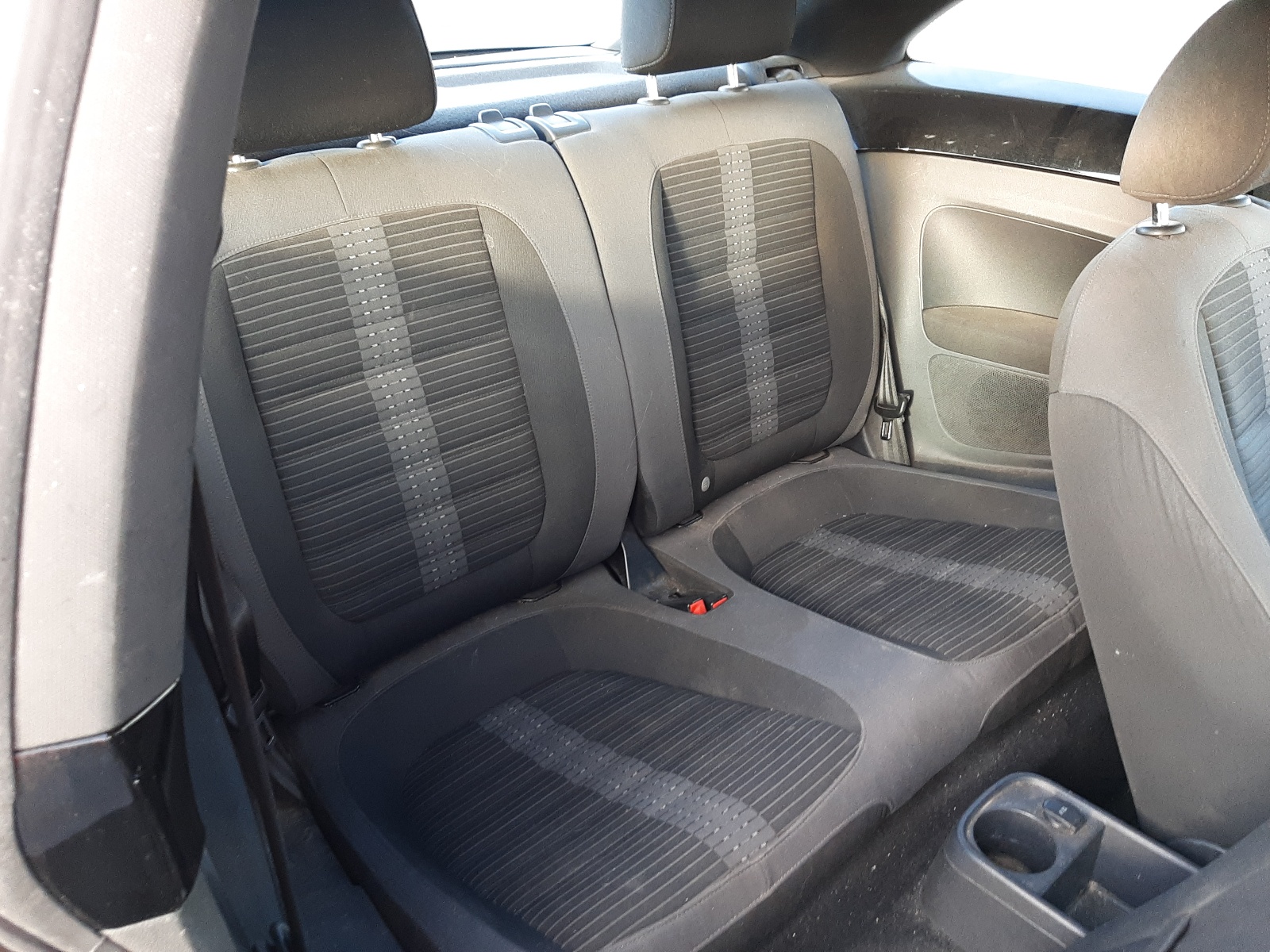 Photo 6 from auction – 2012 VOLKSWAGEN BEETLE TUR with VIN 3VWVA7AT1CM617037