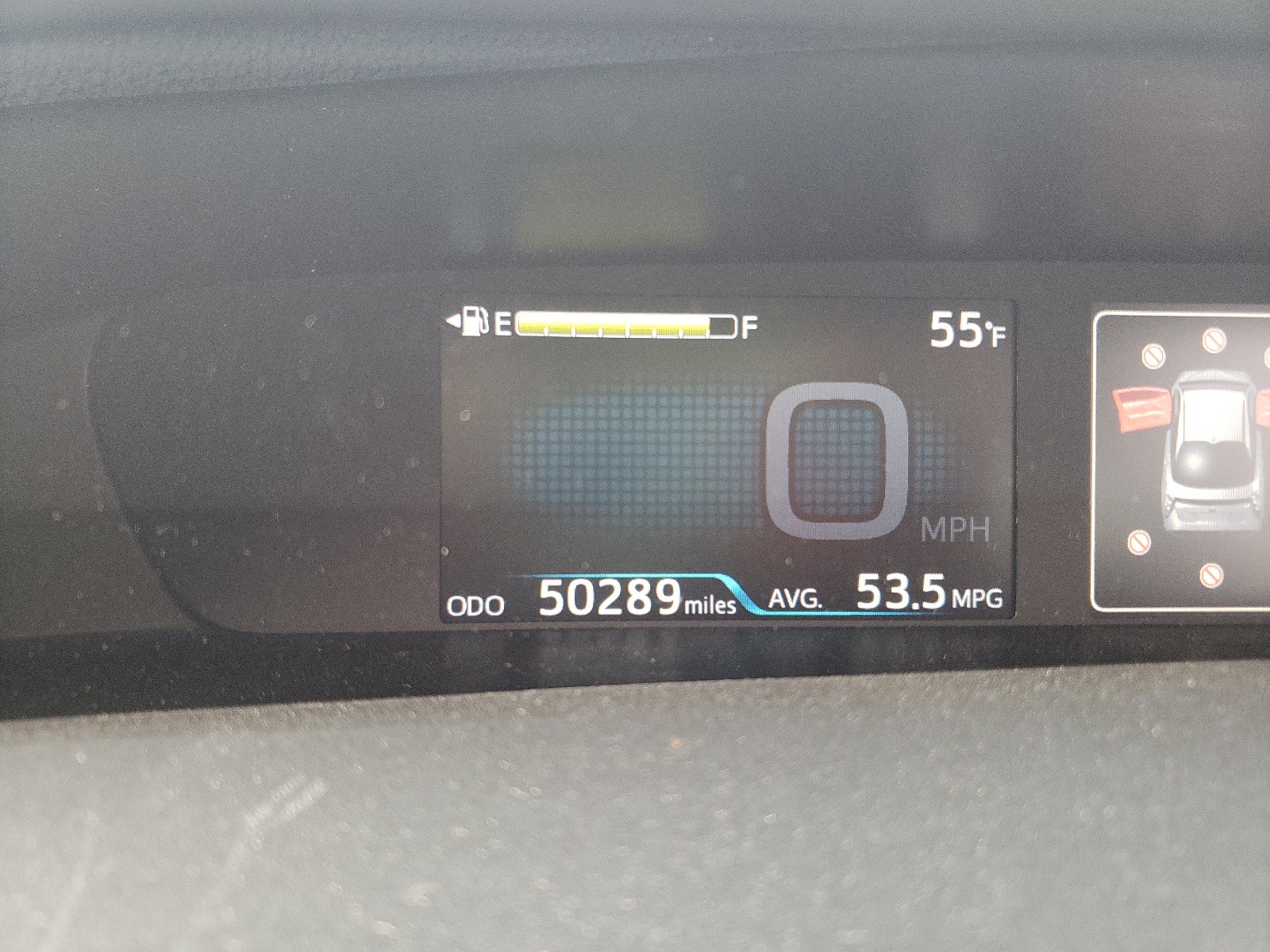 Photo 8 from auction – 2018 TOYOTA PRIUS with VIN JTDKBRFU6J3067686
