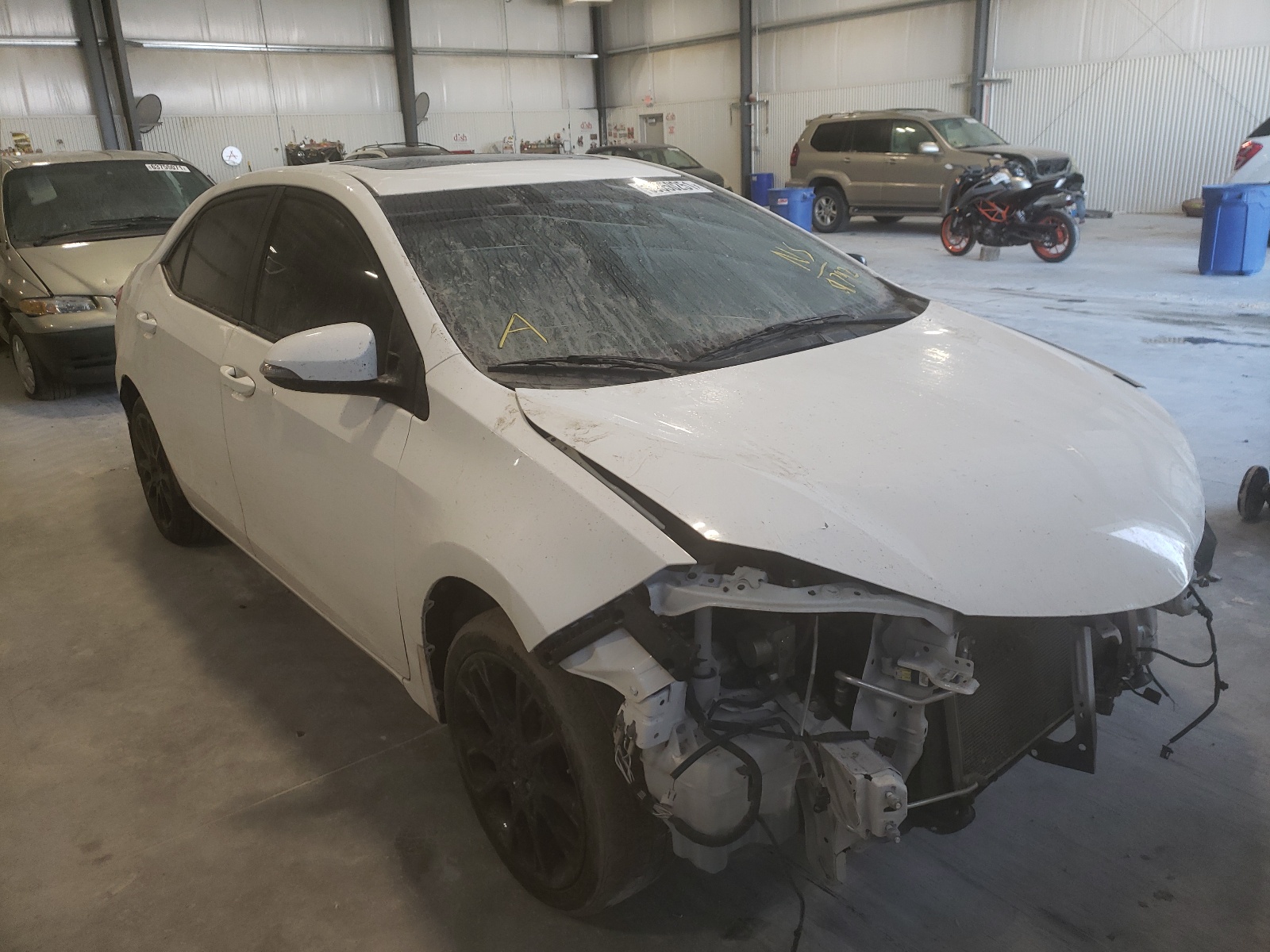Фото 1 с аукциона – 2016 TOYOTA COROLLA с VIN 2T1BURHE3GC509792