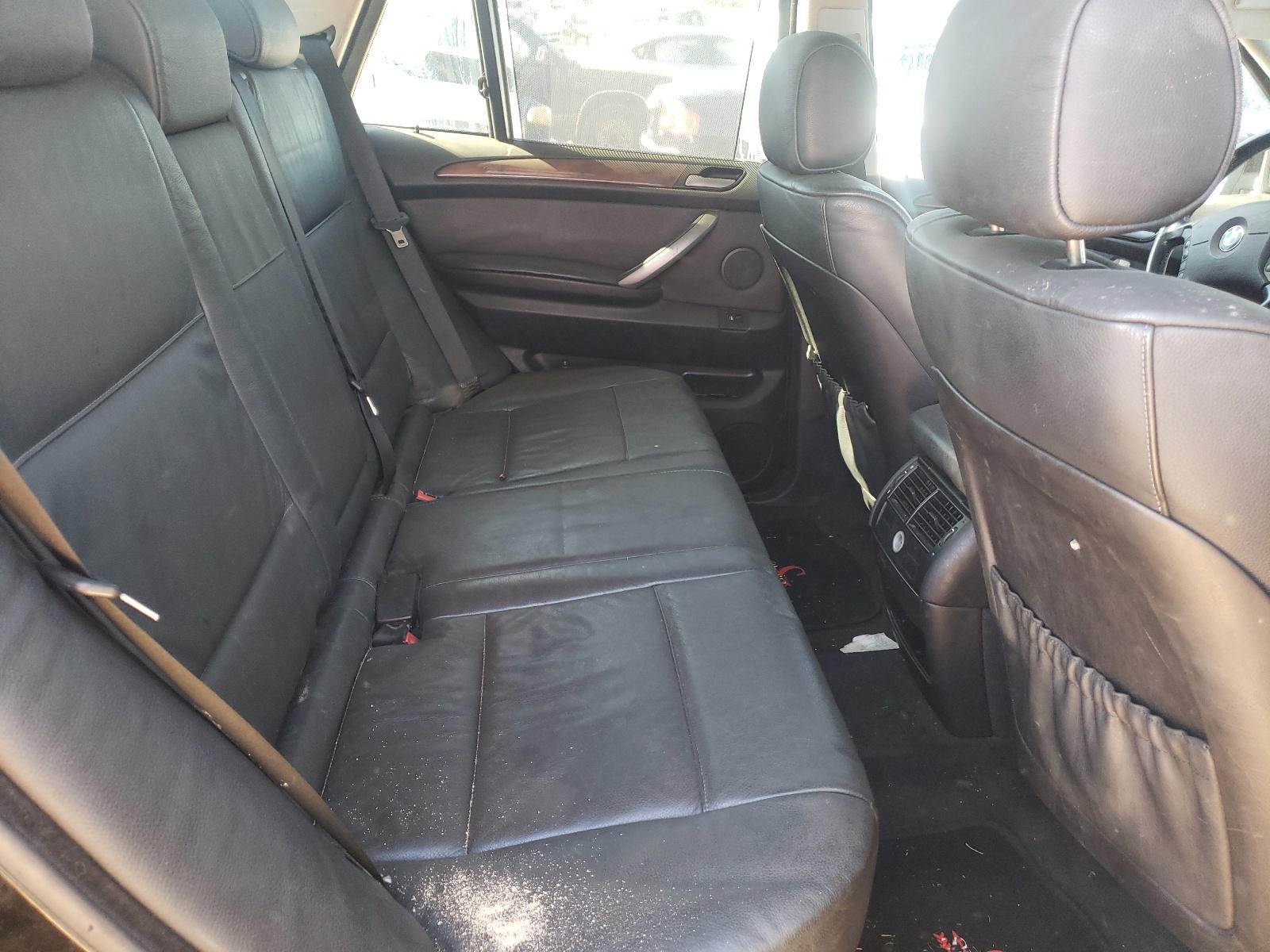 Photo 6 from auction – 2006 BMW X5 3.0I with VIN 5UXFA13576LY30646