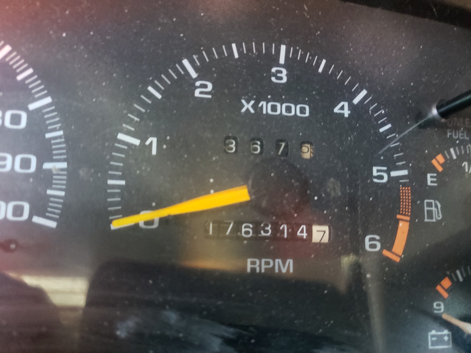 Photo 8 from auction – 1997 CHEVROLET BLAZER with VIN 1GNDT13W3V2249958