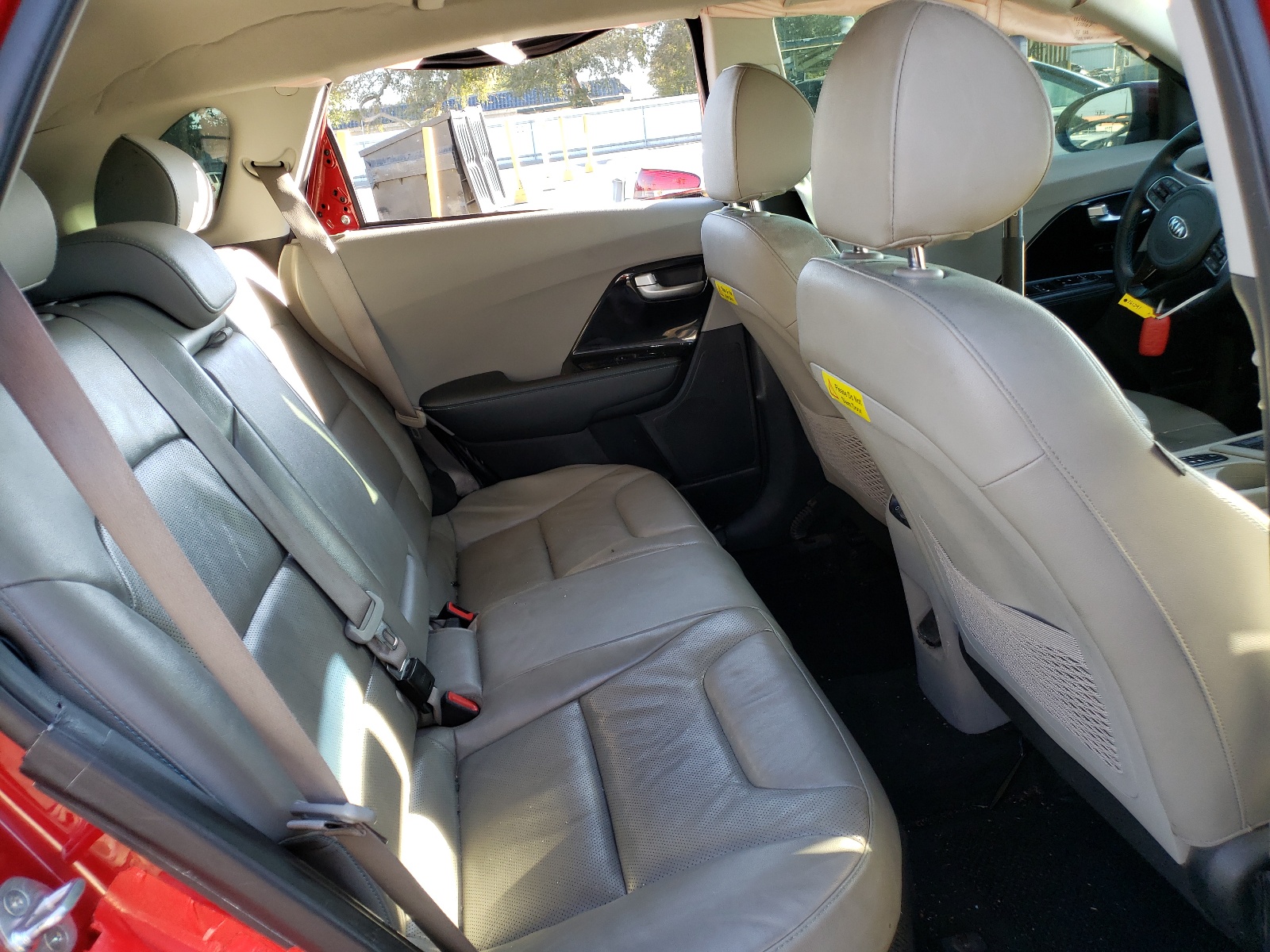 Photo 6 from auction – 2019 KIA NIRO EX PR with VIN KNDCC3LDXK5261291