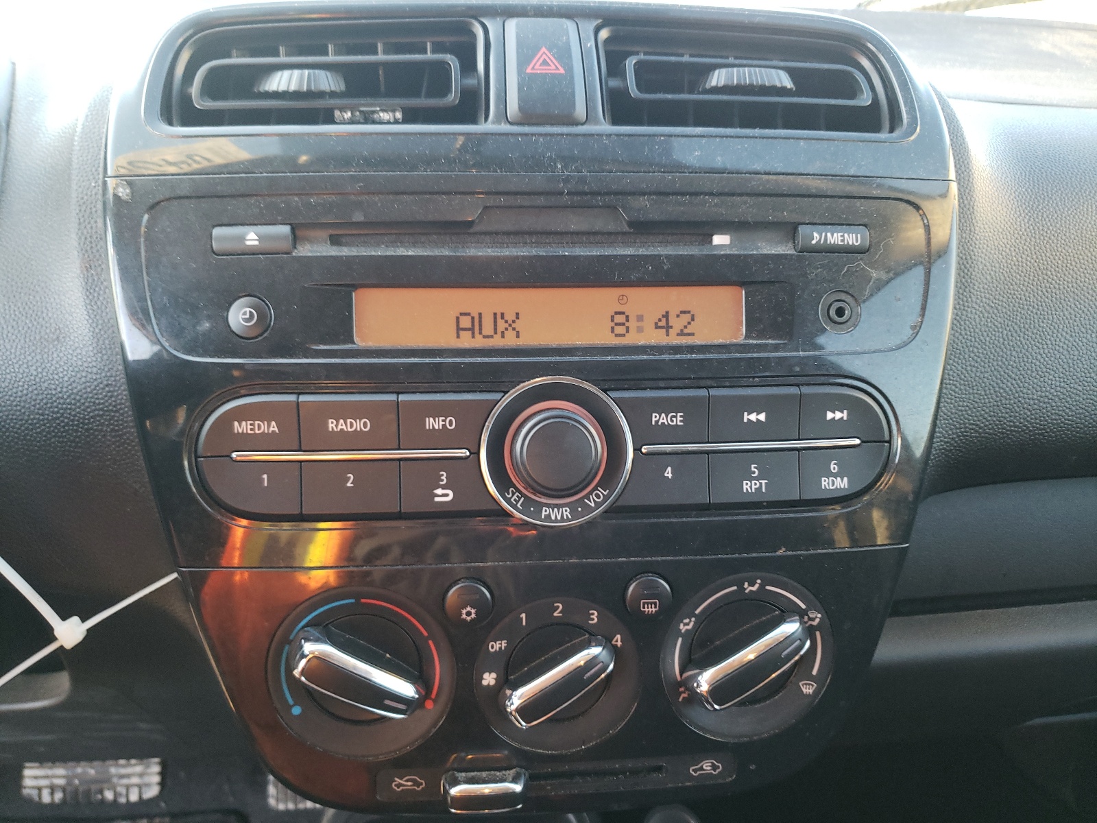 Photo 9 from auction – 2017 MITSUBISHI MIRAGE G4 with VIN ML32F3FJ0HHF07847