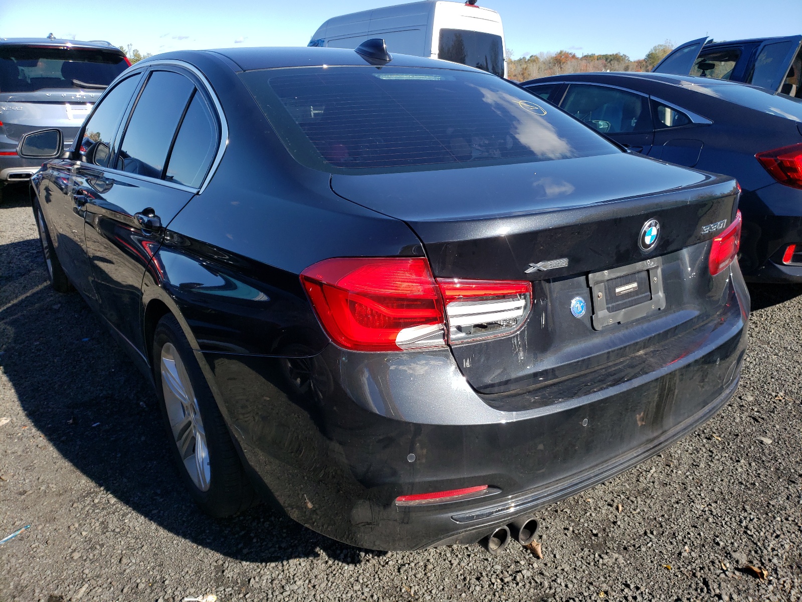 Photo 3 from auction – 2017 BMW 330 XI with VIN WBA8D9G35HNU63159