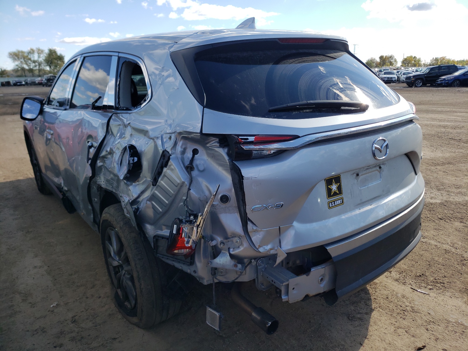 Photo 3 from auction – 2018 MAZDA CX-9 TOURI with VIN JM3TCACY0J0228472
