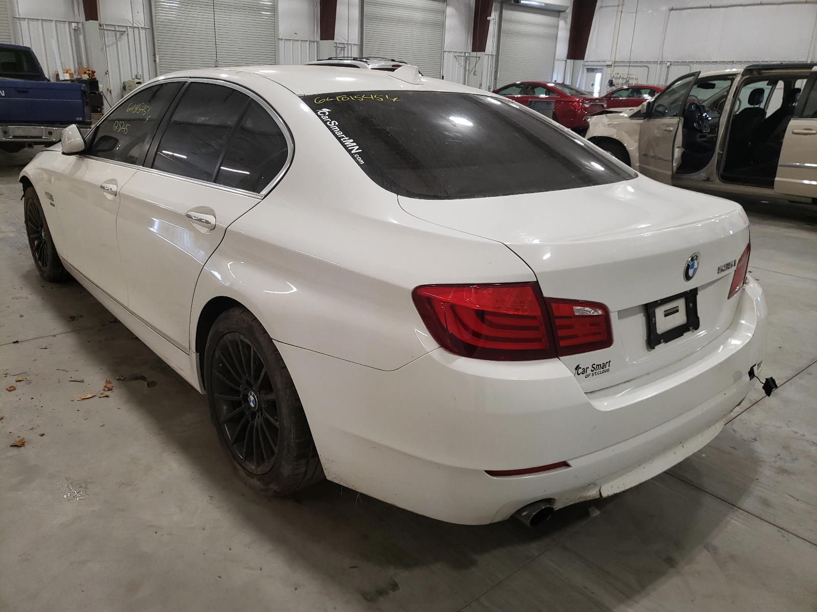 Photo 3 from auction – 2011 BMW 535 XI with VIN WBAFU7C57BC872205