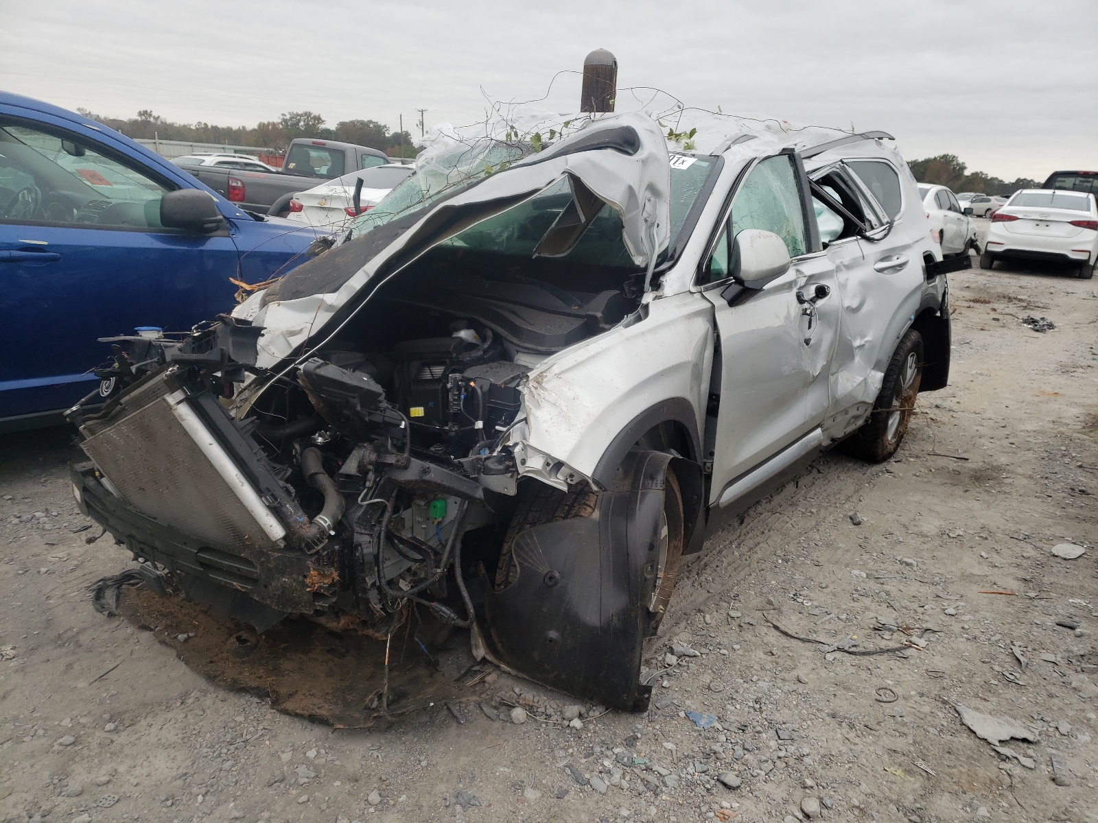 Photo 2 from auction – 2019 HYUNDAI SANTA FE S with VIN 5NMS33AD3KH070078