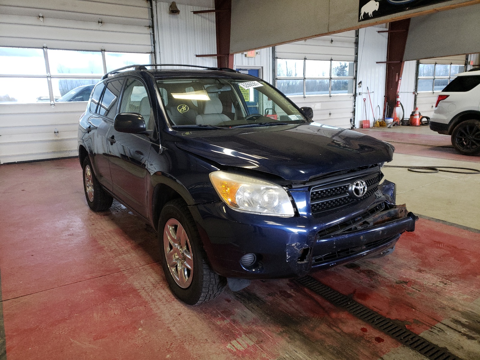 TOYOTA RAV4 2007 with VIN JTMBD33V475112206 - Photo from auction