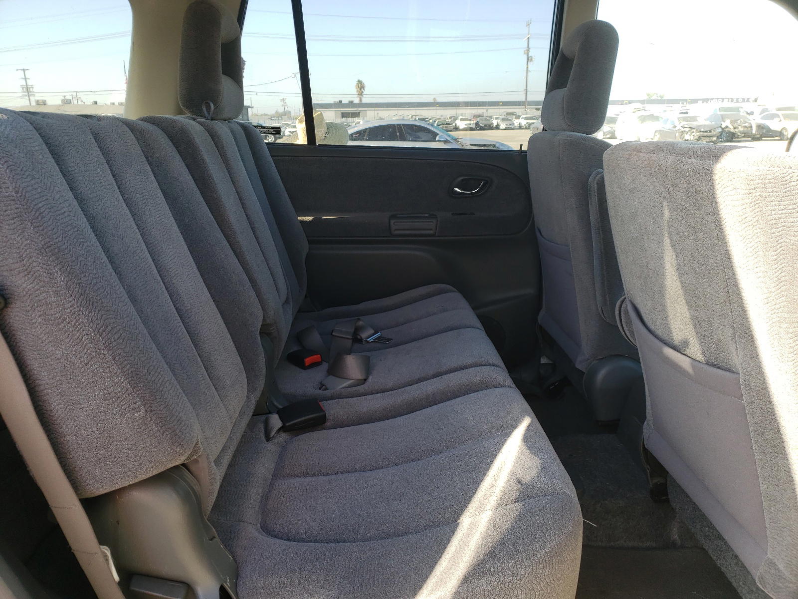 Photo 6 from auction – 2002 SUZUKI XL7 PLUS with VIN JS3TY92V024110126