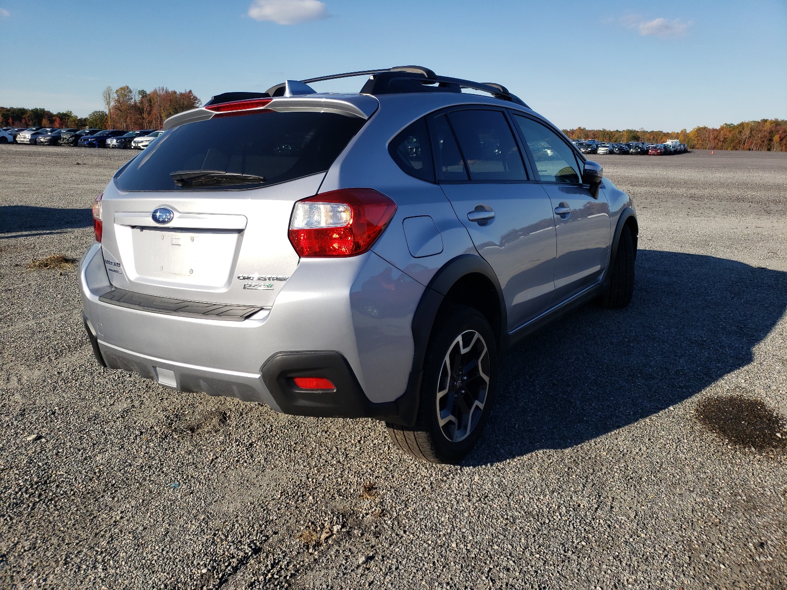 Фото 4 с аукциона – 2017 SUBARU CROSSTREK с VIN JF2GPAKC9H8219657