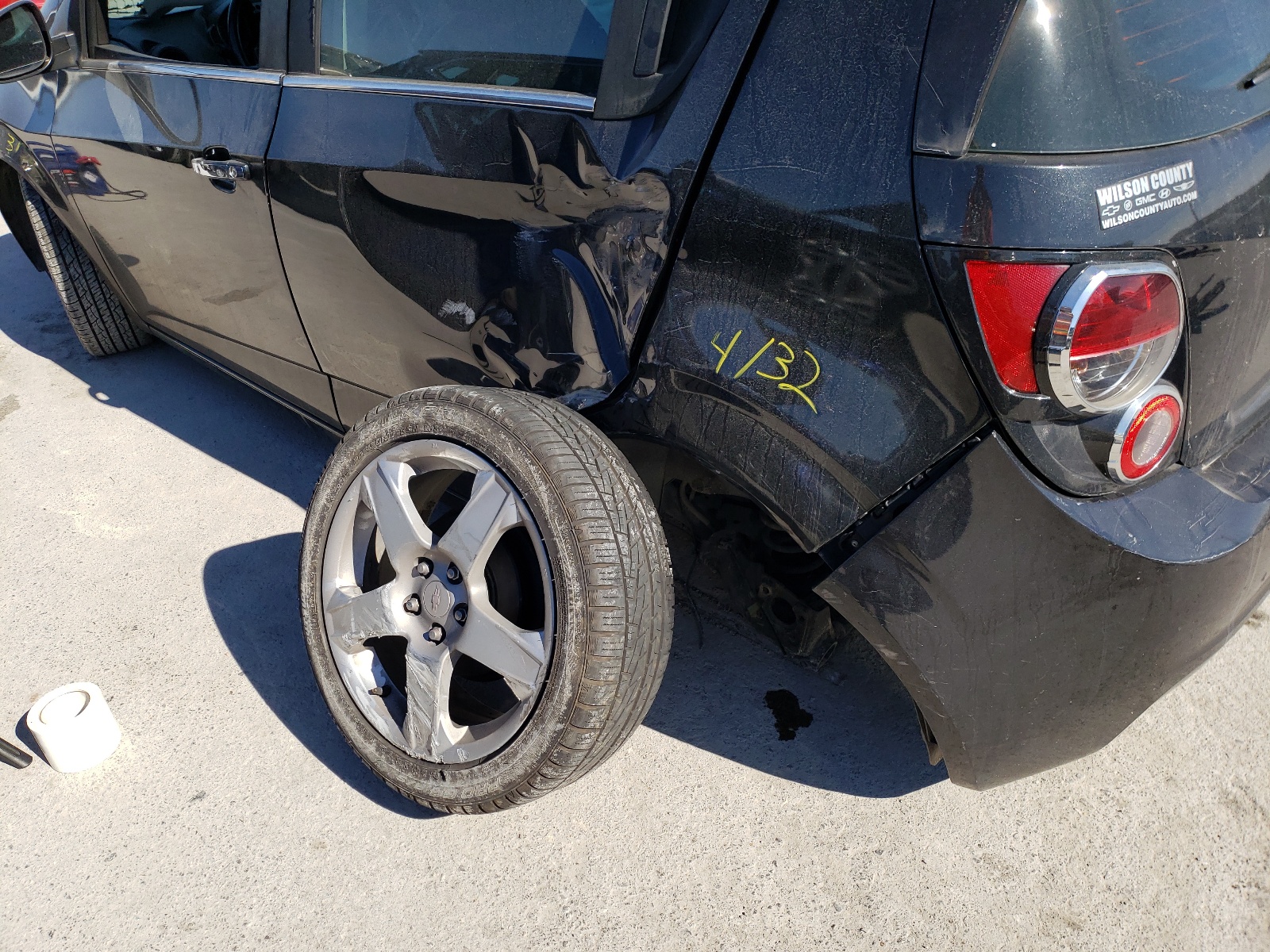 Photo 9 from auction – 2015 CHEVROLET SONIC LTZ with VIN 1G1JE6SB1F4107379