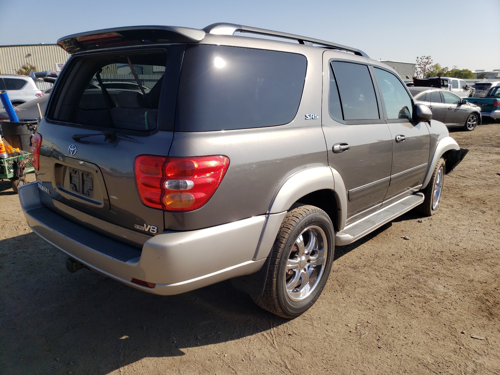 Photo 4 from auction – 2003 TOYOTA SEQUOIA LI with VIN 5TDZT34A03S138741