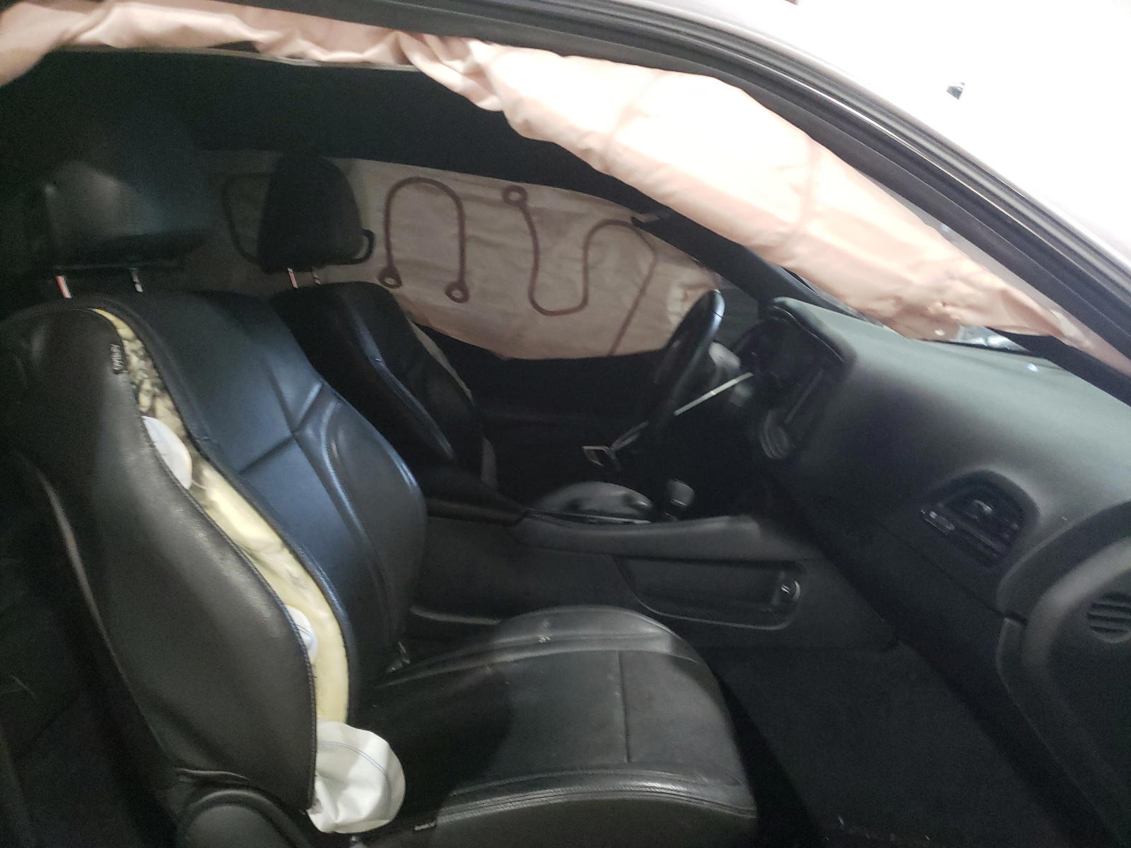 Photo 5 from auction – 2016 DODGE CHALLENGER with VIN 2C3CDZAG5GH337873