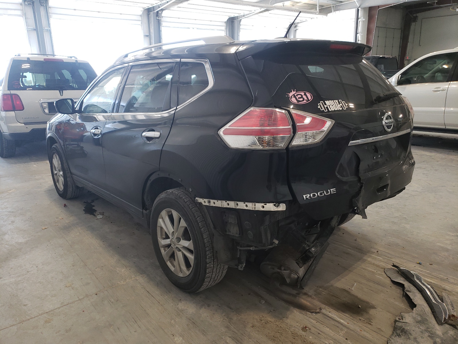 Photo 3 from auction – 2015 NISSAN ROGUE S with VIN KNMAT2MV0FP503184