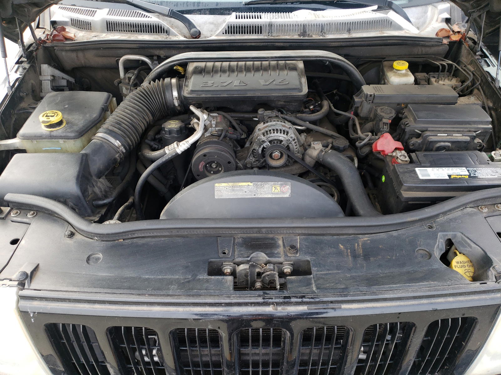 Photo 7 from auction – 2006 JEEP COMMANDER with VIN 1J8HH48K46C232626
