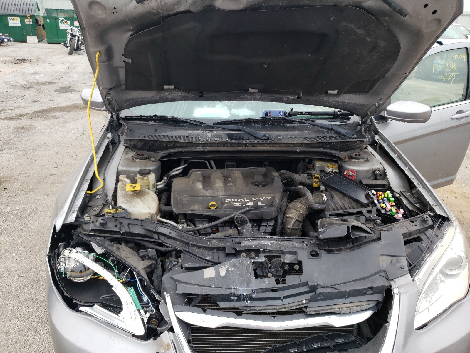 Фото 7 с аукциона – 2014 CHRYSLER 200 LX с VIN 1C3CCBAB4EN123220