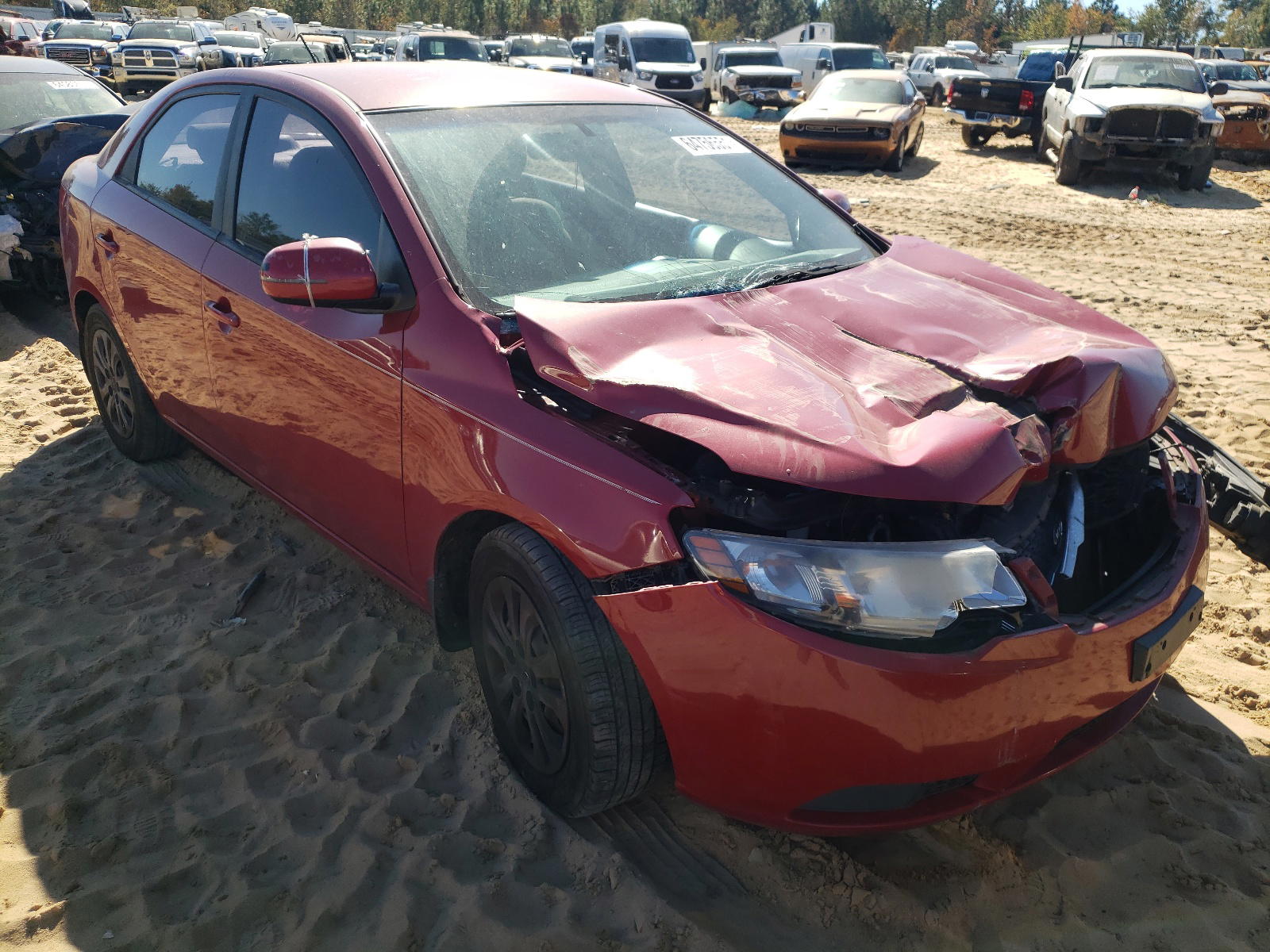 KIA FORTE EX 2013 with VIN KNAFU4A25D5729784 - Photo from auction