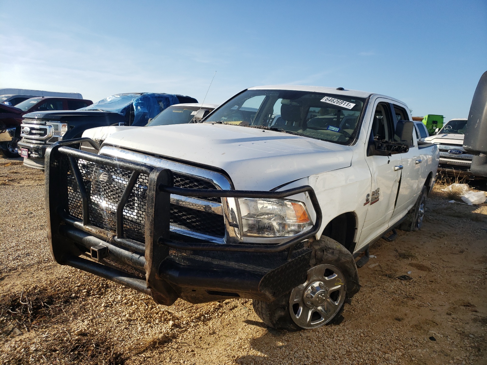 Zdjęcie 2 z aukcji – 2017 RAM 2500 SLT z VIN 3C6UR5DL2HG607279