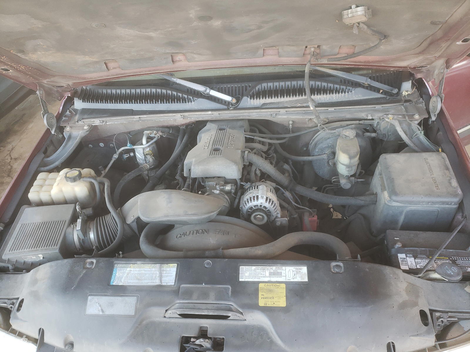 Photo 7 from auction – 2000 CHEVROLET SILVERADO with VIN 1GCEC14V2YE301294