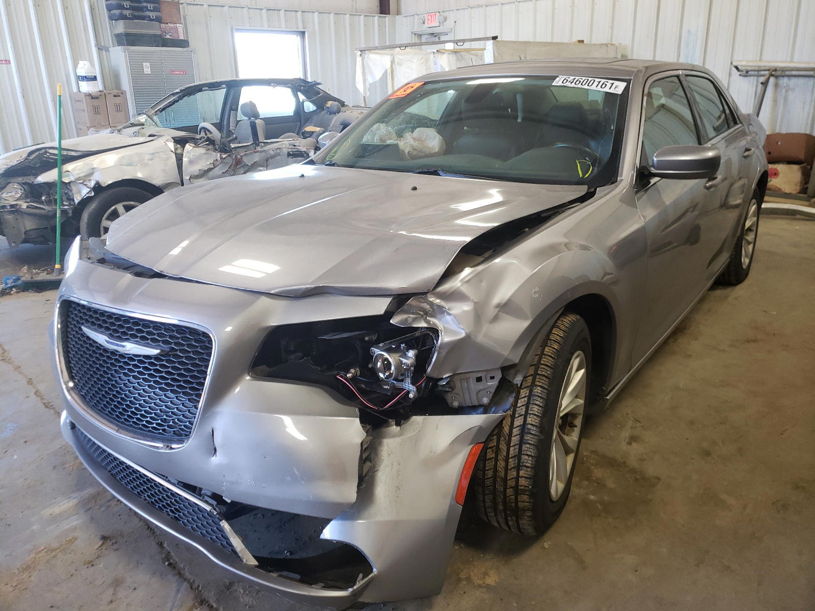 Photo 2 from auction – 2015 CHRYSLER 300 with VIN 2C3CCAAG7FH796504