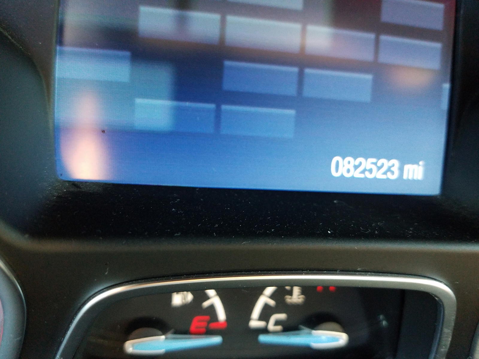 Photo 8 from auction – 2014 FORD FOCUS SE with VIN 1FADP3F29EL193977