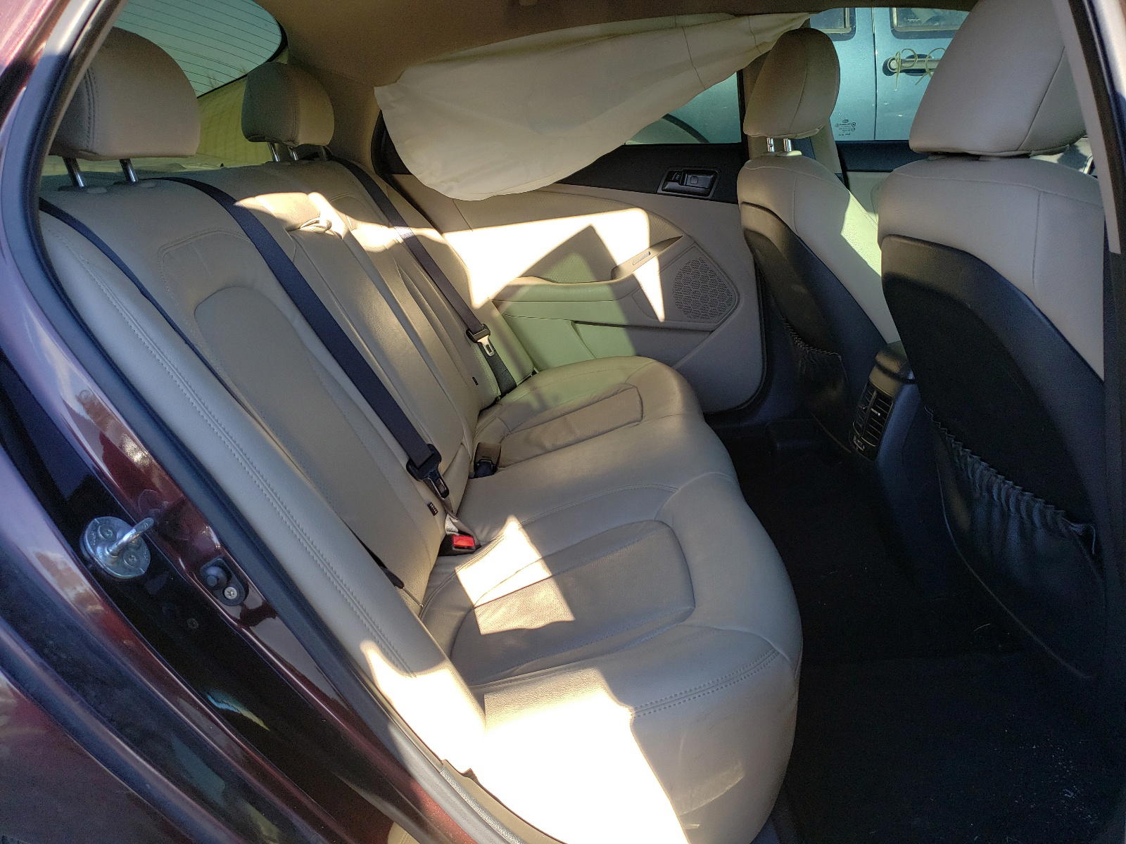Photo 6 from auction – 2011 KIA OPTIMA LX with VIN KNAGM4A72B5100125