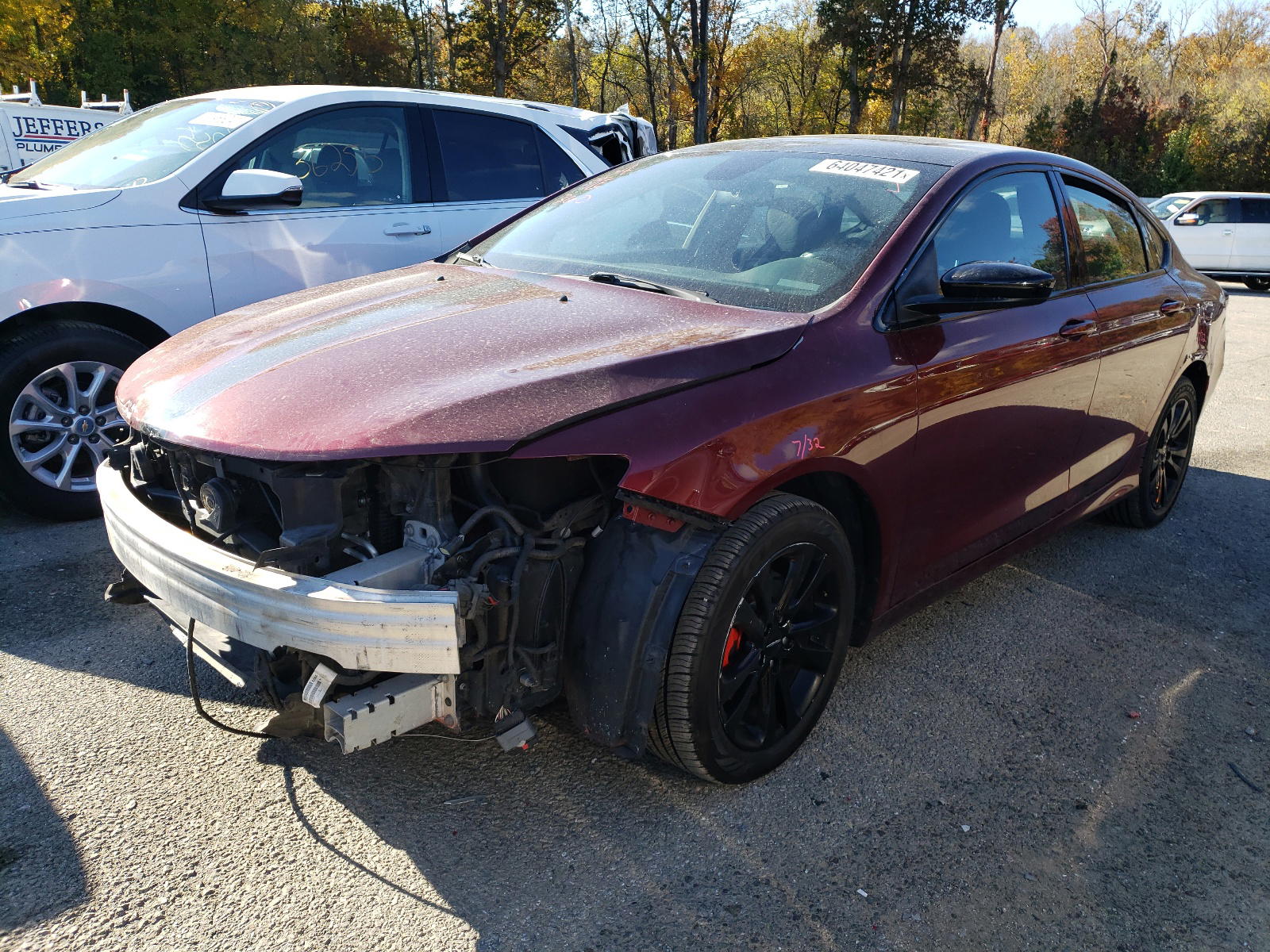 Photo 2 from auction – 2015 CHRYSLER 200 LIMITE with VIN 1C3CCCAB3FN657543