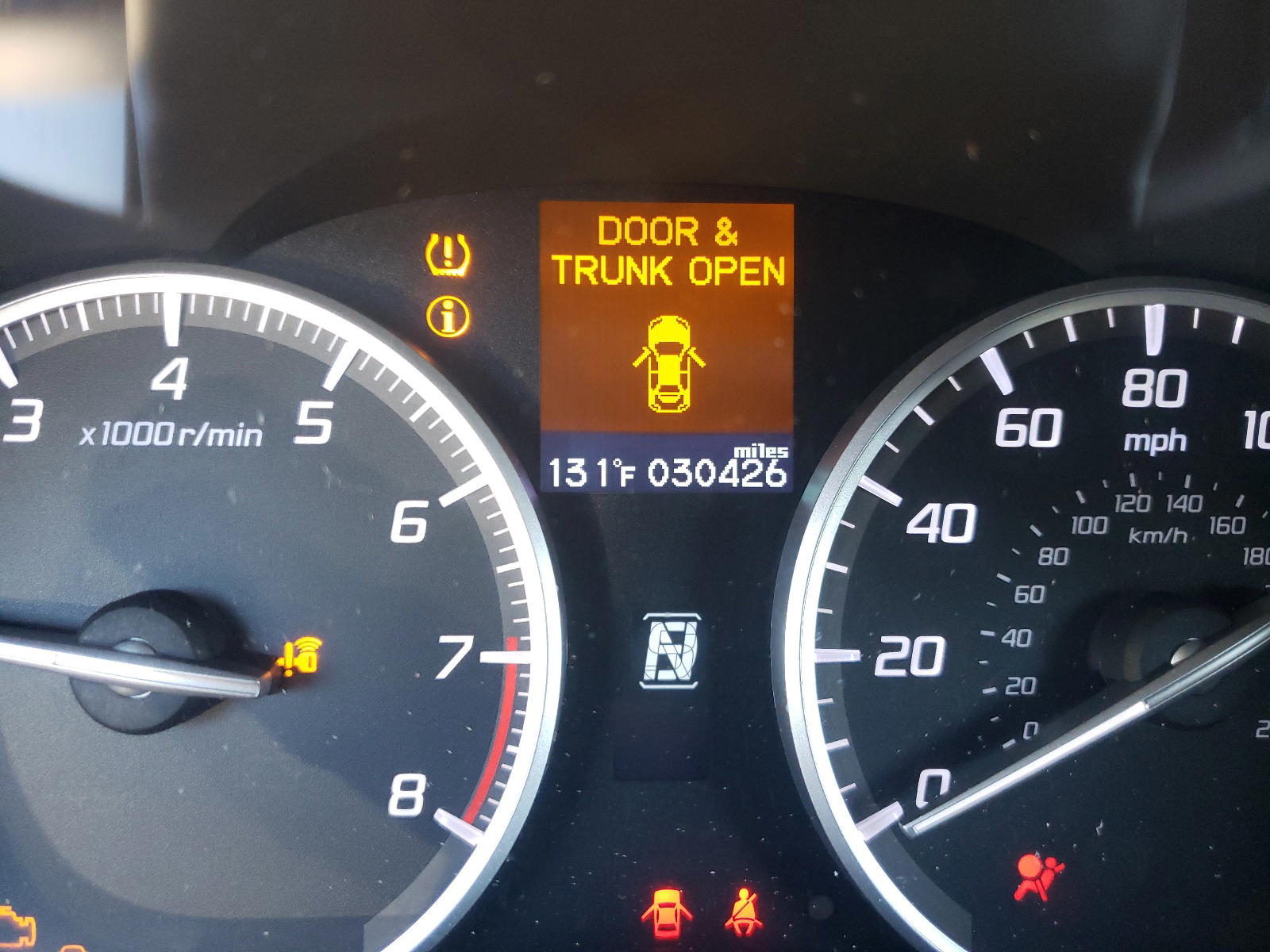 Photo 8 from auction – 2018 ACURA ILX PREMIU with VIN 19UDE2F79JA005116