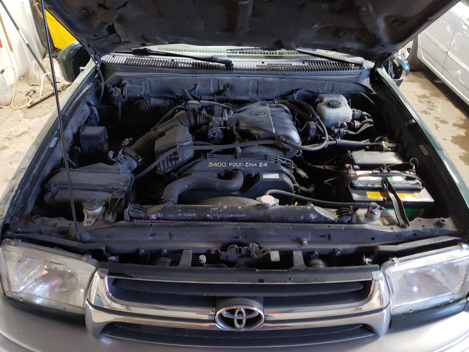 Photo 7 from auction – 2002 TOYOTA 4RUNNER LI with VIN JT3HN87R420361634