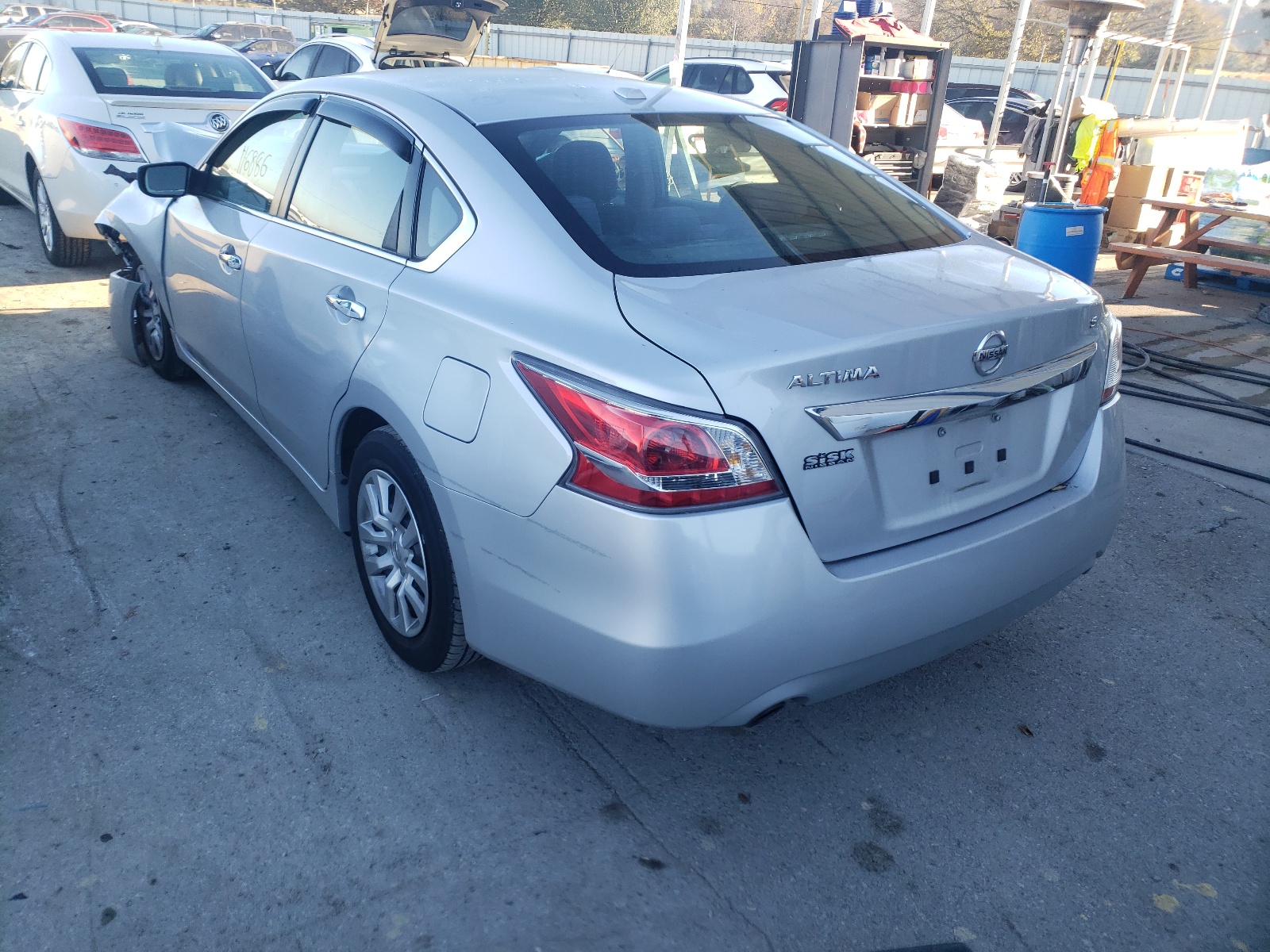 Photo 3 from auction – 2015 NISSAN ALTIMA 2.5 with VIN 1N4AL3AP8FN890726