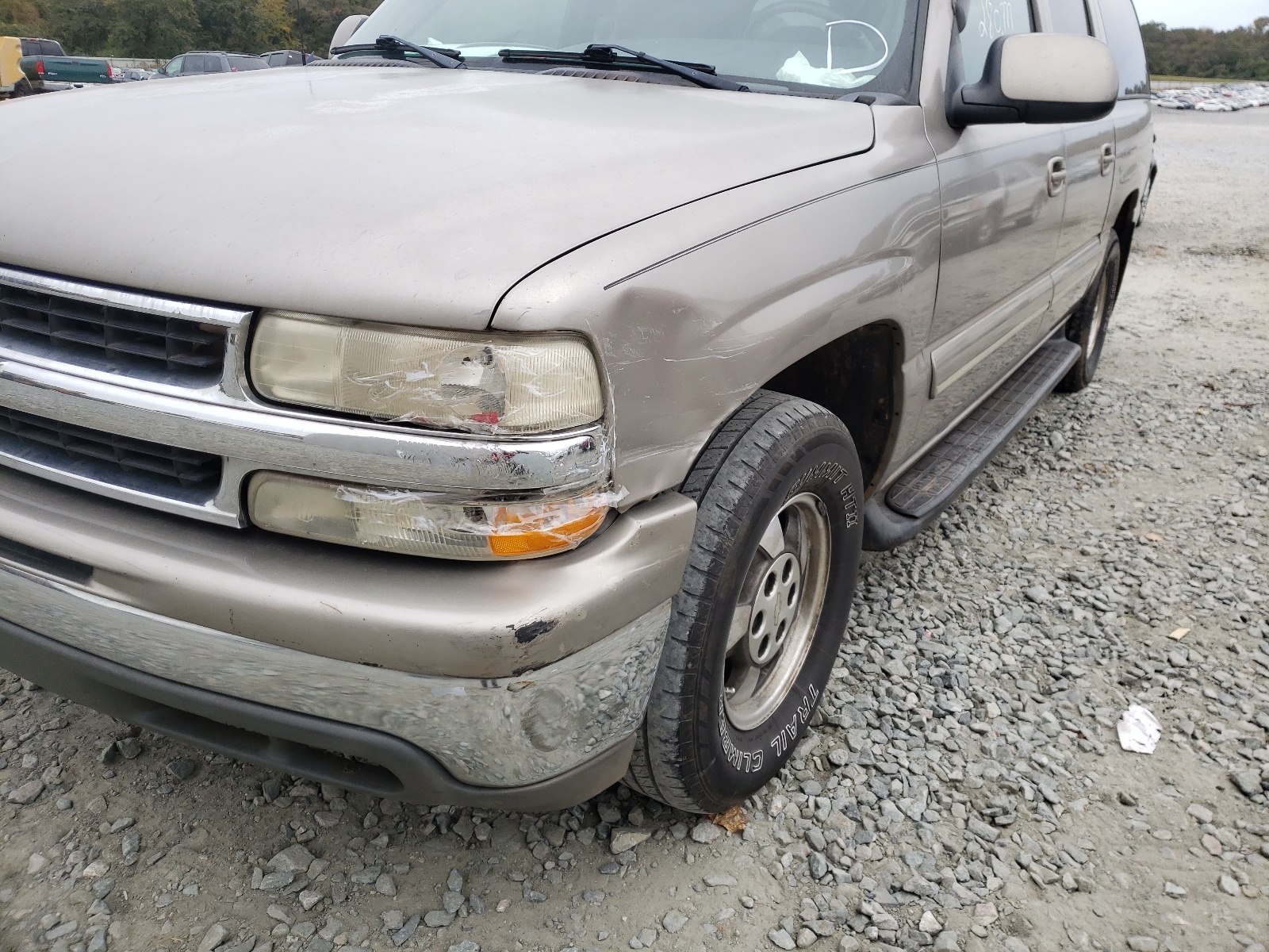 Photo 9 from auction – 2001 CHEVROLET SUBURBAN K with VIN 1GNFK16T11J238003
