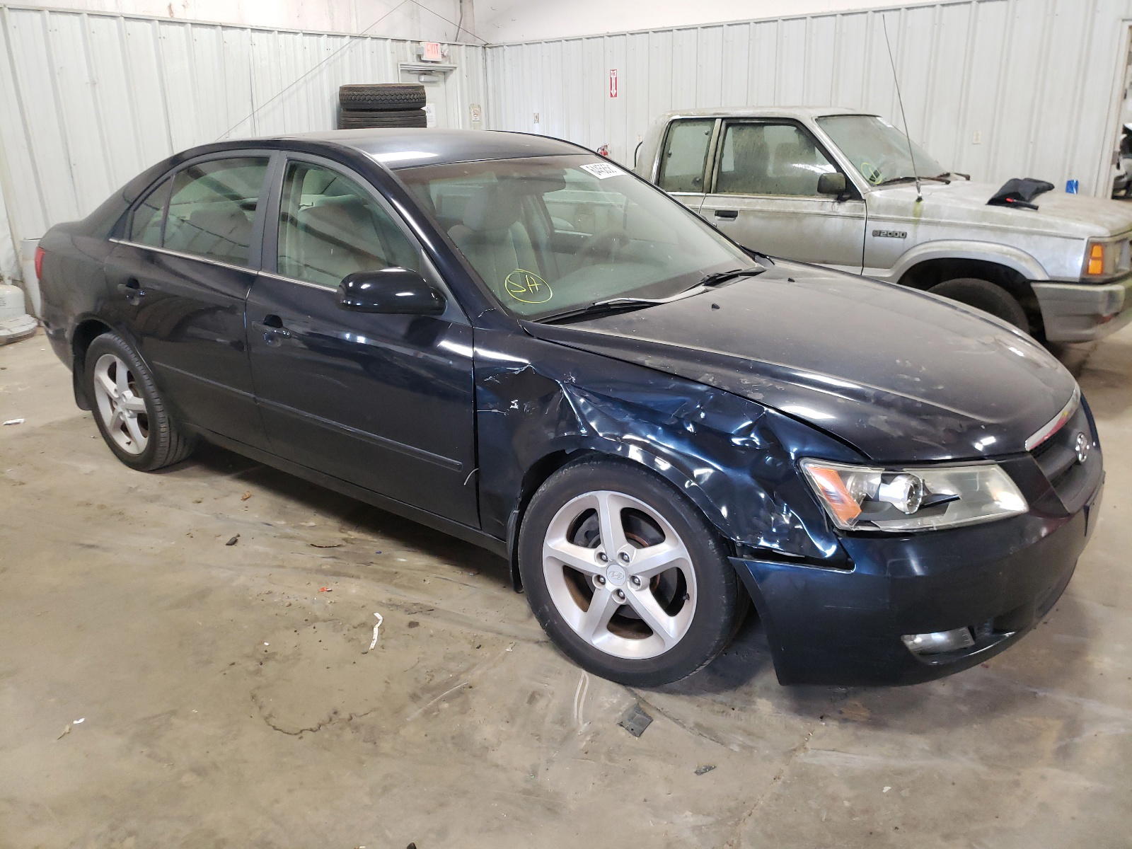 Photo 9 from auction – 2007 HYUNDAI SONATA with VIN 5NPEU46F47H209168