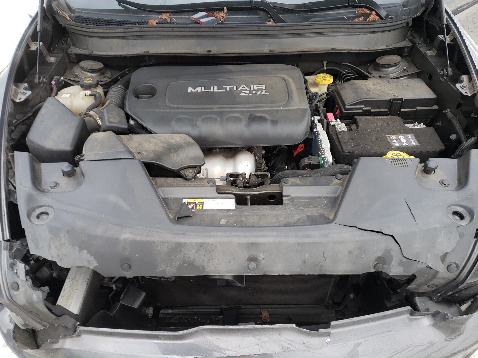 Photo 7 from auction – 2016 JEEP CHEROKEE L with VIN 1C4PJLCB1GW177206