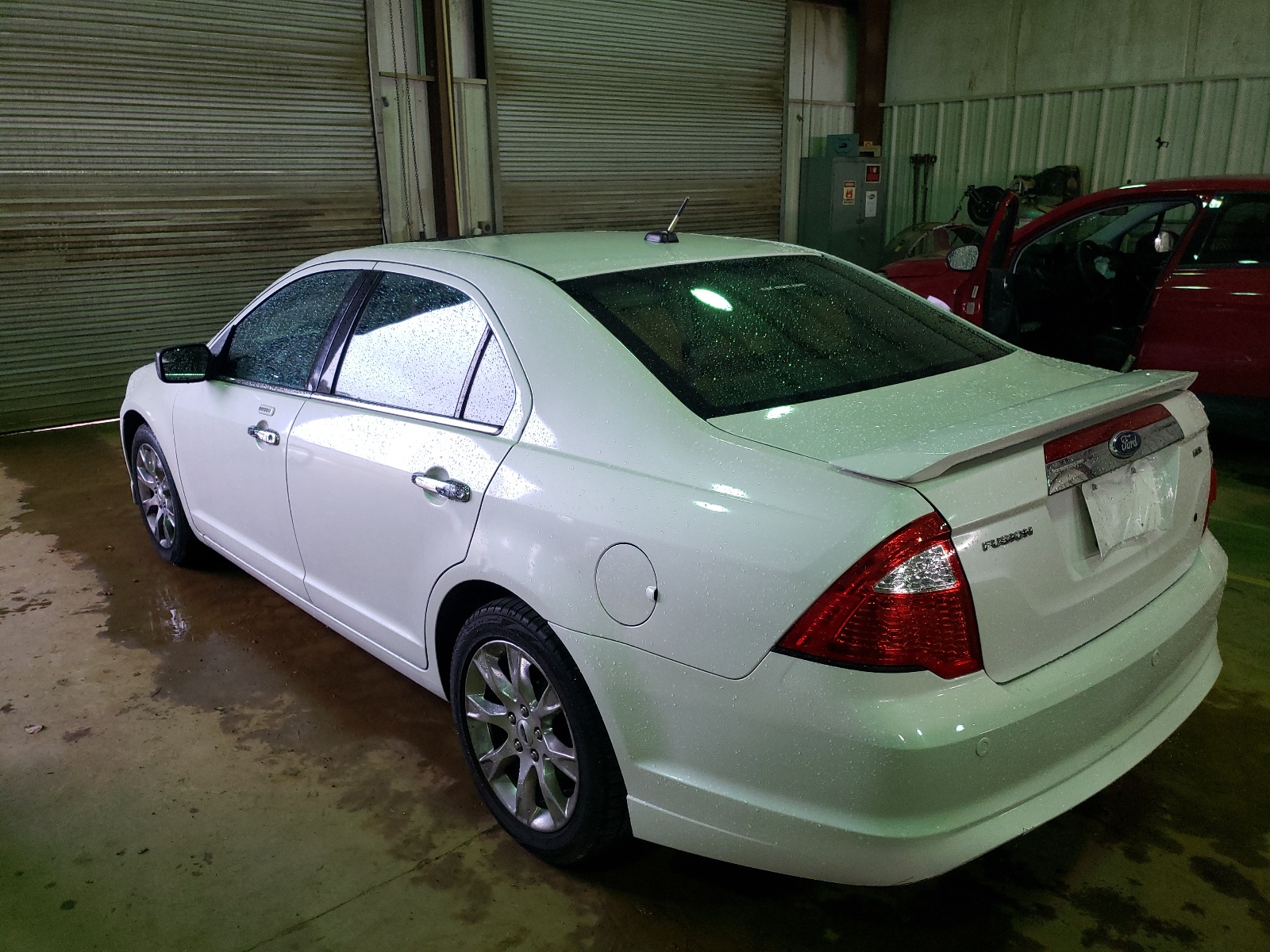 Photo 3 from auction – 2011 FORD FUSION SEL with VIN 3FAHP0JA7BR114060