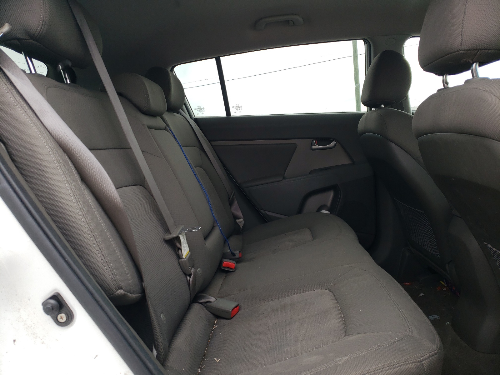 Photo 6 from auction – 2011 KIA SPORTAGE L with VIN KNDPB3A20B7015957