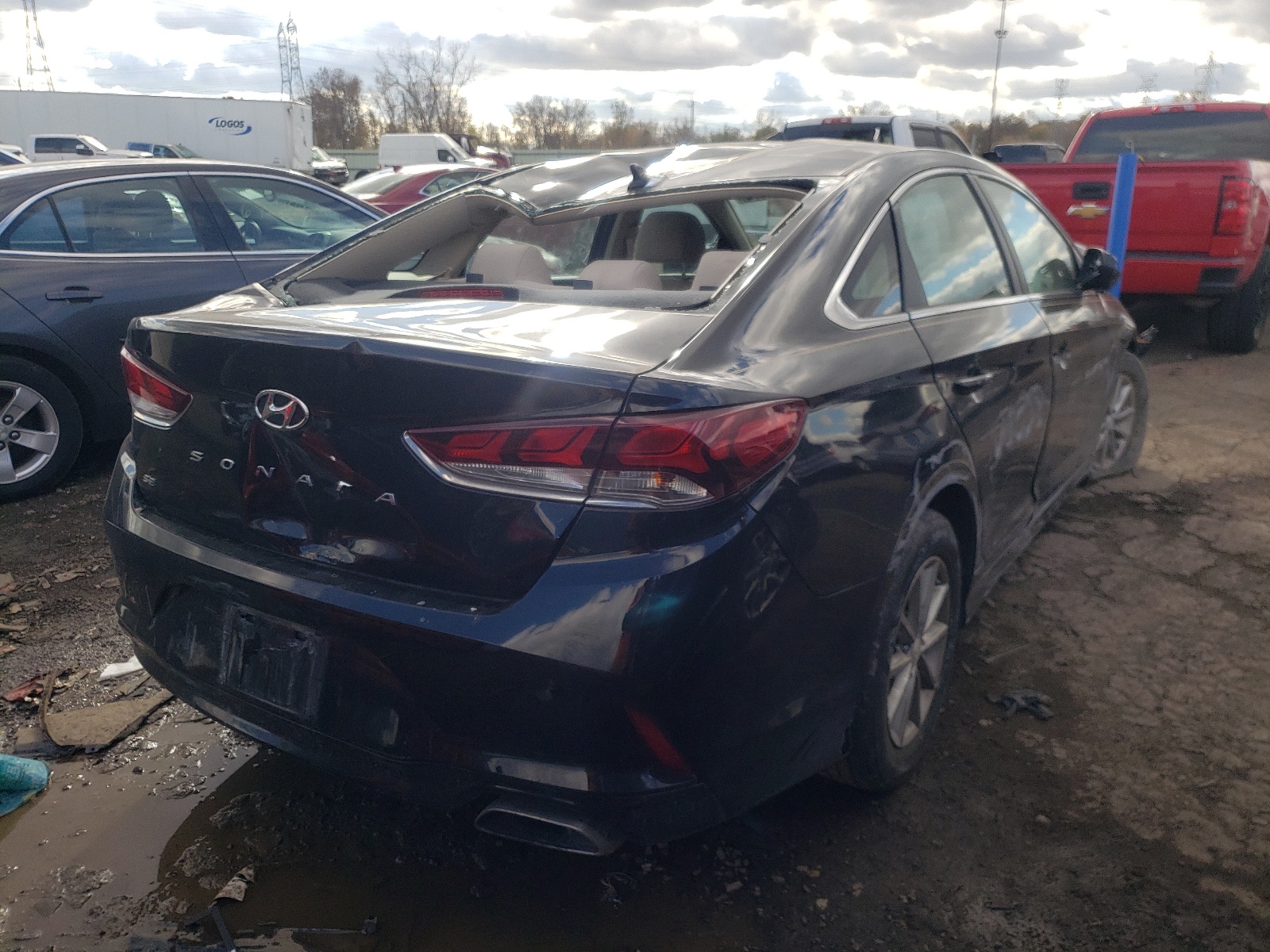 Photo 4 from auction – 2019 HYUNDAI SONATA SE with VIN 5NPE24AF0KH753026