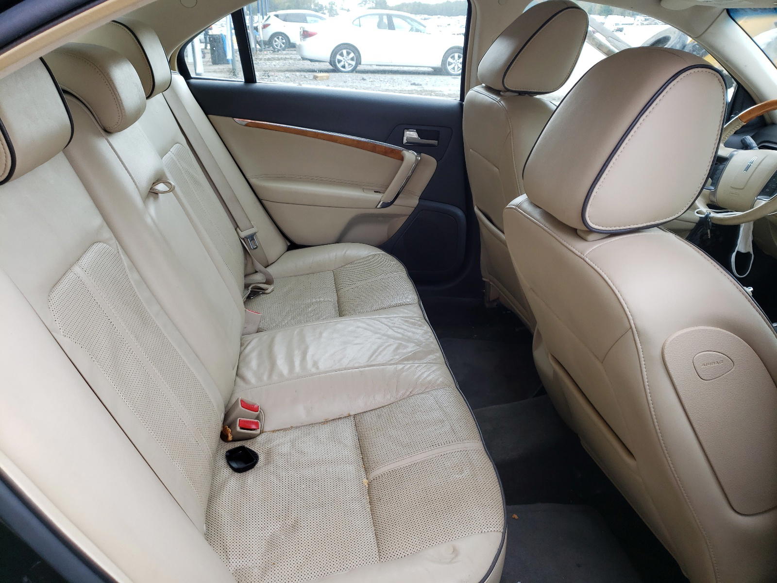 Photo 6 from auction – 2010 LINCOLN MKZ with VIN 3LNHL2GC1AR656940