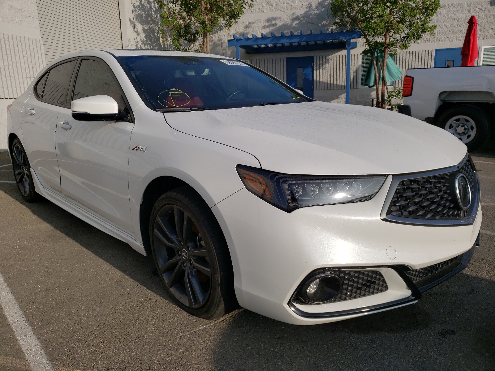 Photo 1 from auction – 2019 ACURA TLX TECHNO with VIN 19UUB2F69KA009037
