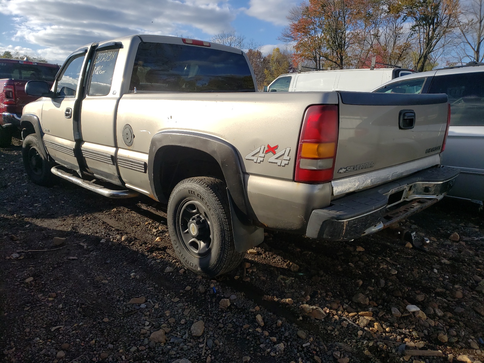 Photo 3 from auction – 1999 CHEVROLET SILVERADO with VIN 1GCGK29U5XE134249