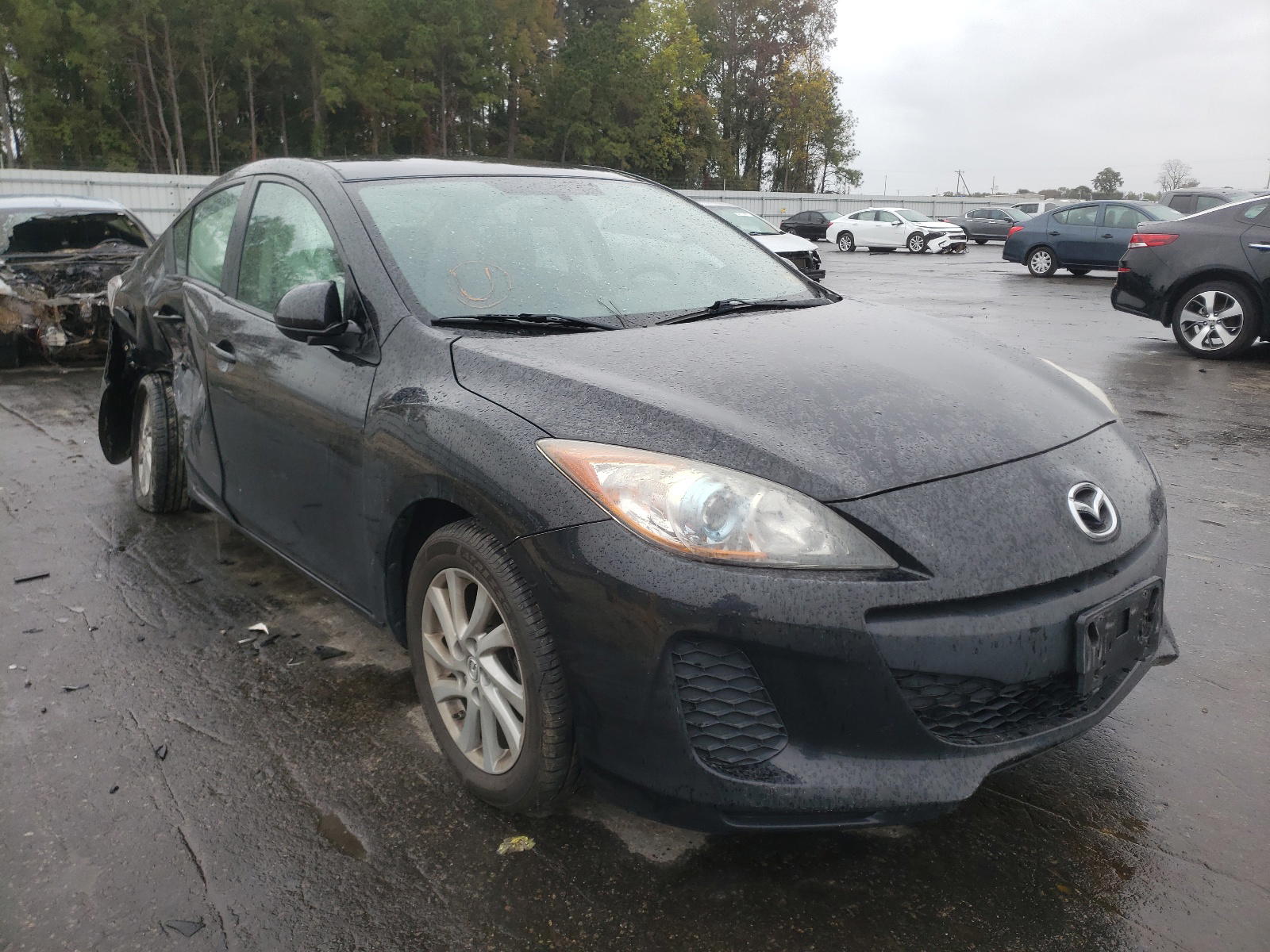 MAZDA 3 I 2012 with VIN JM1BL1V70C1691184 - Photo from auction