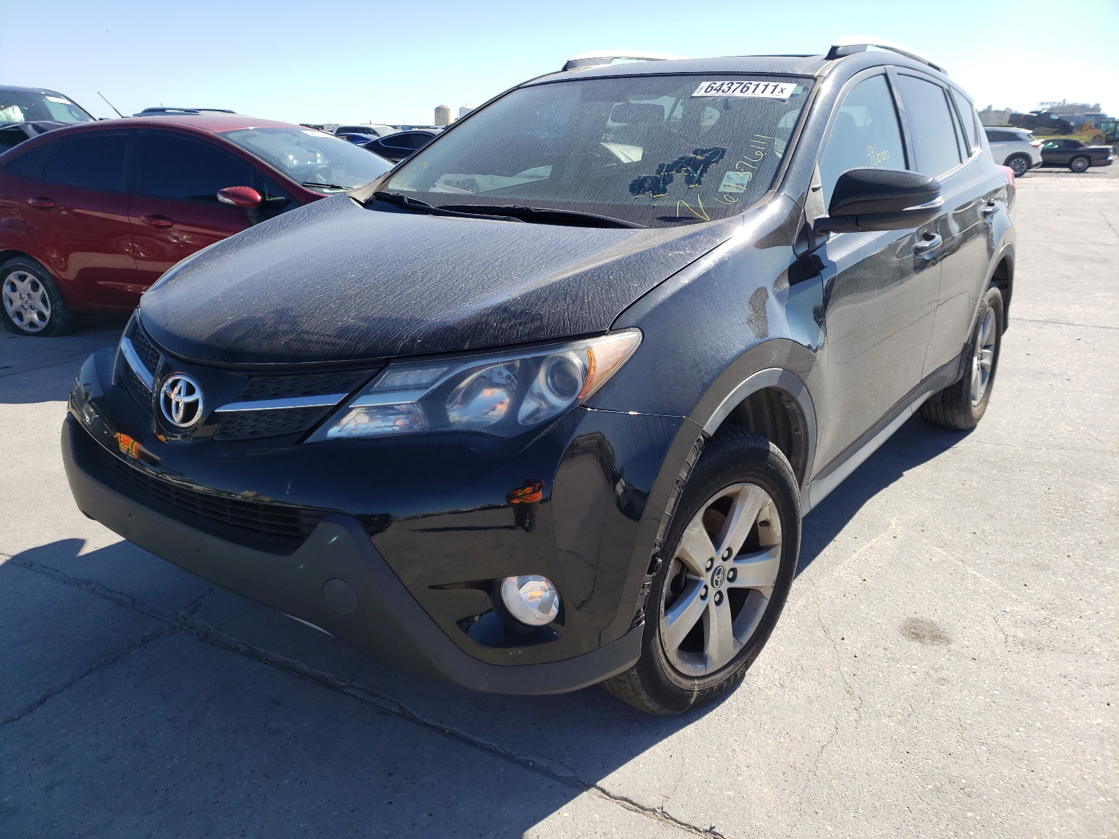 Photo 2 from auction – 2015 TOYOTA RAV4 XLE with VIN 2T3WFREV5FW206677